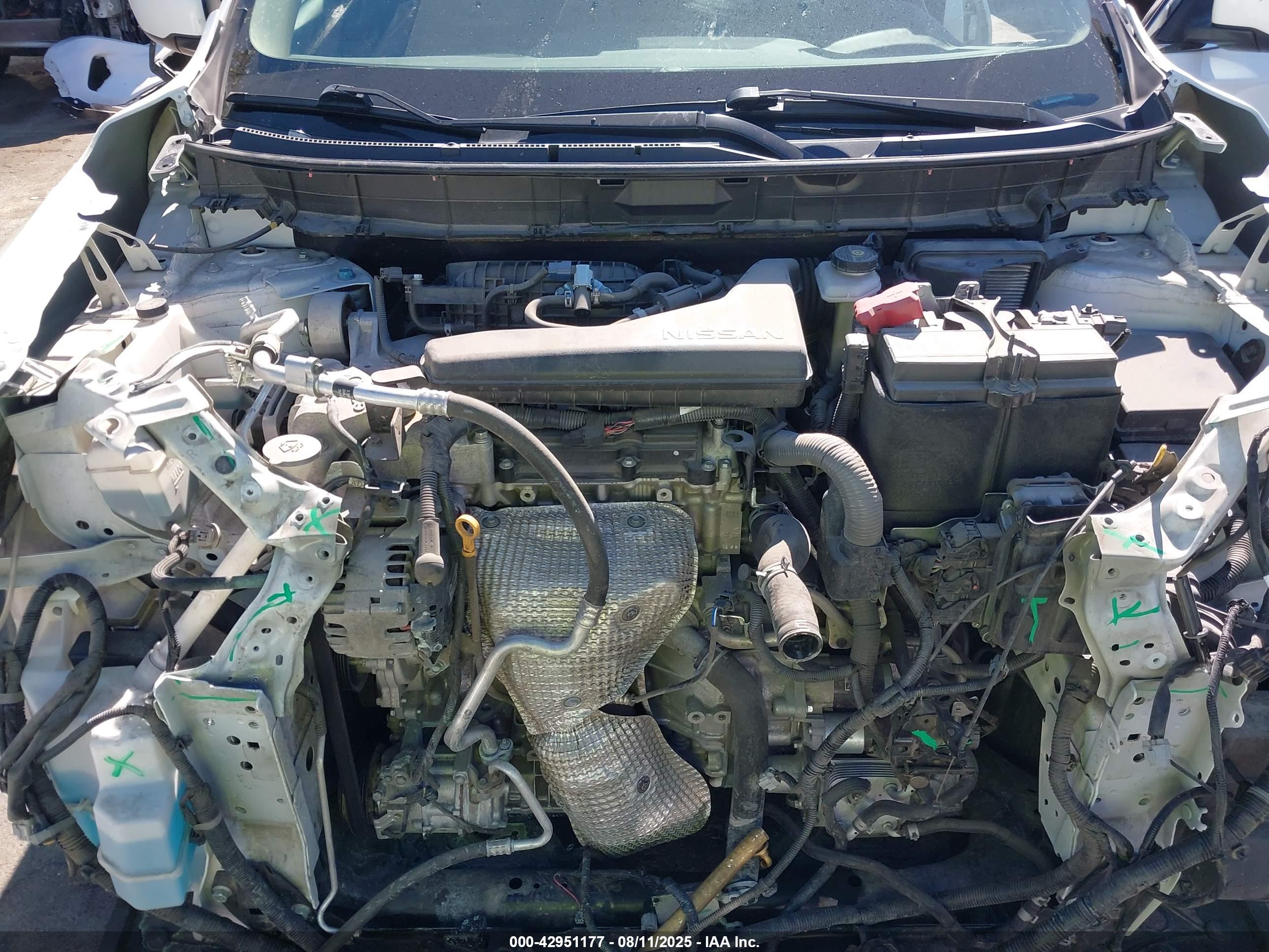 NISSAN ROGUE image 10