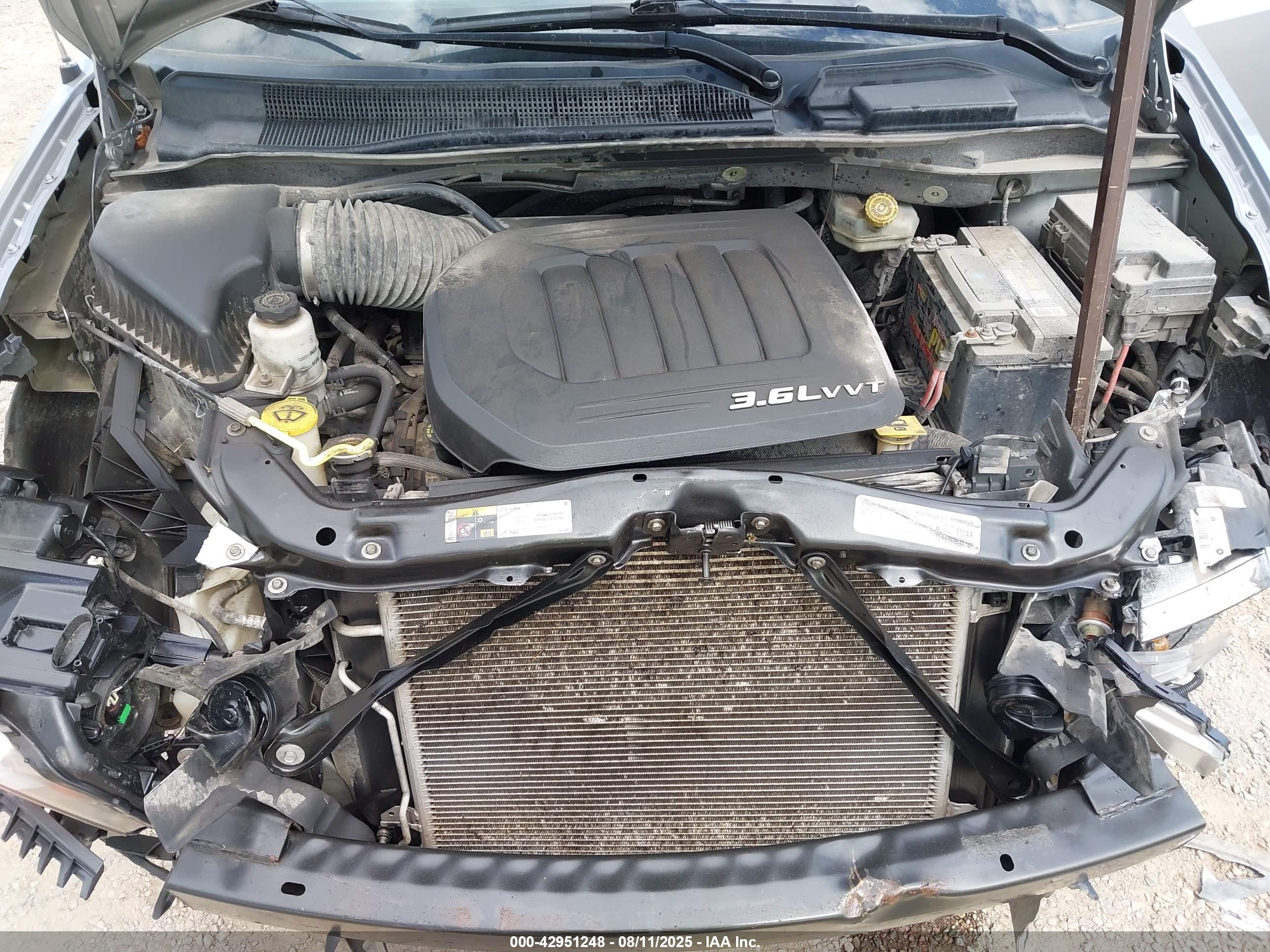 CHRYSLER TOWN image 10