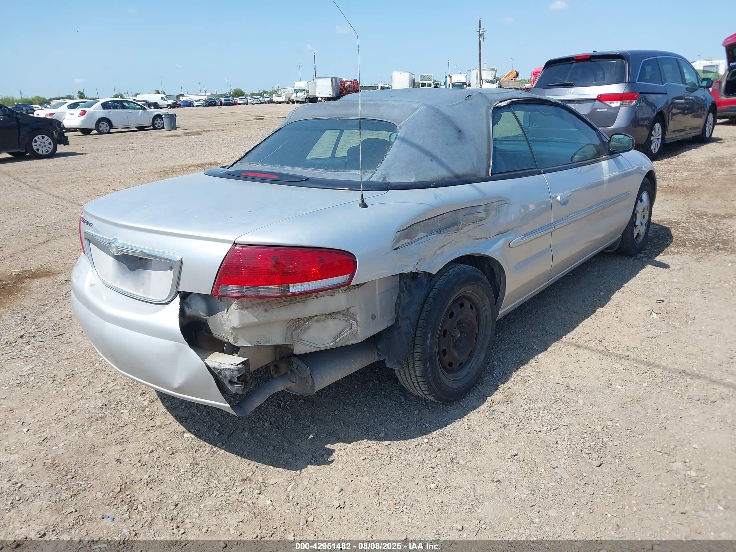 CHRYSLER SEBRING image 4