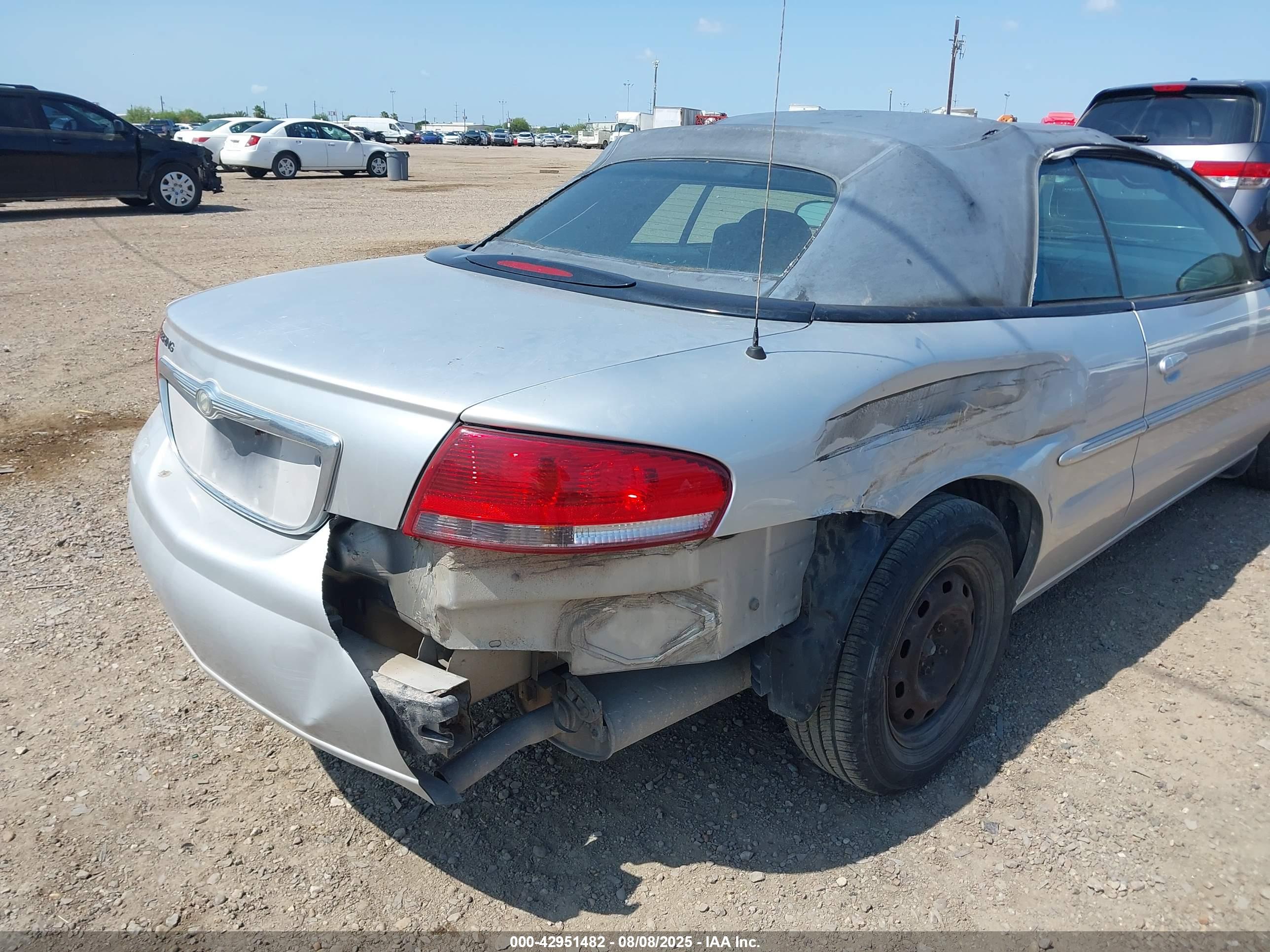 CHRYSLER SEBRING image 6