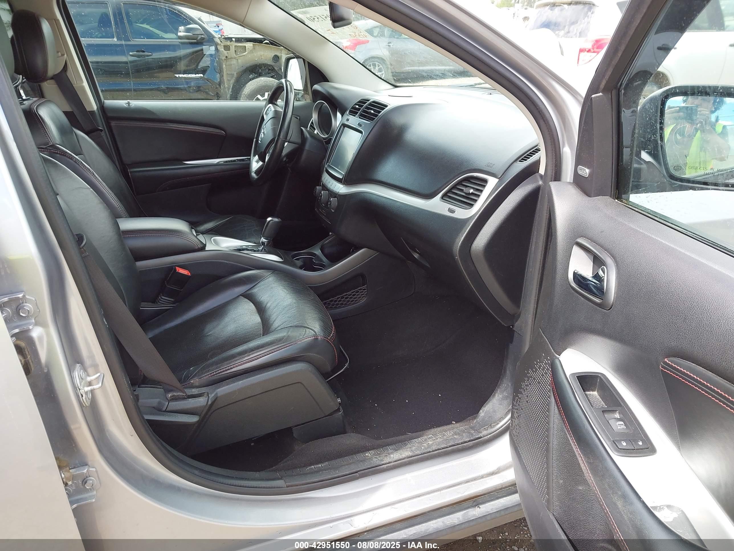 DODGE JOURNEY image 5