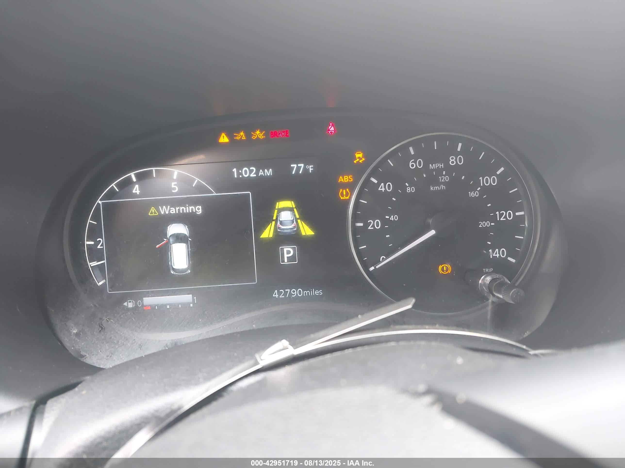 NISSAN KICKS image 7