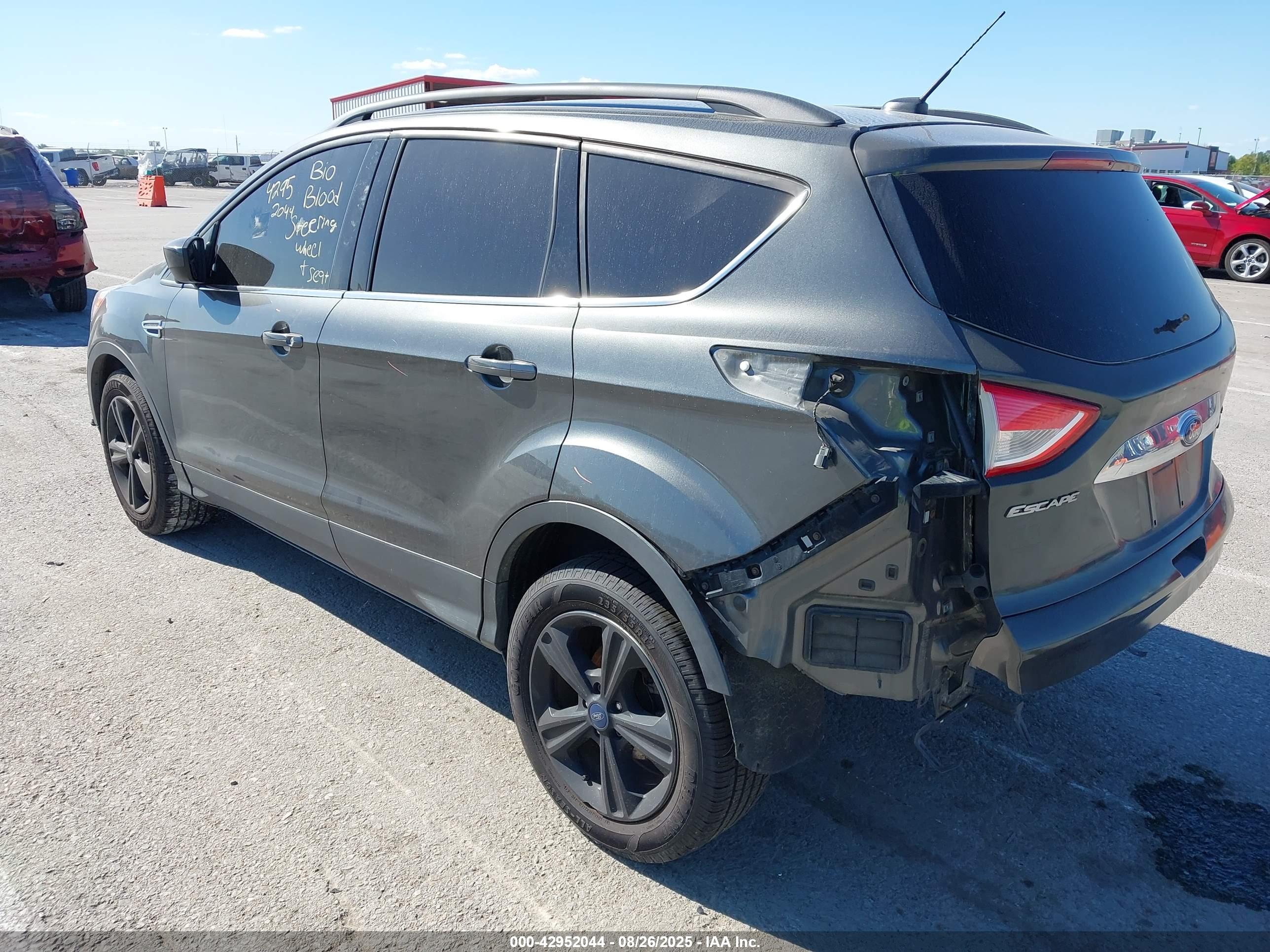 FORD ESCAPE image 3