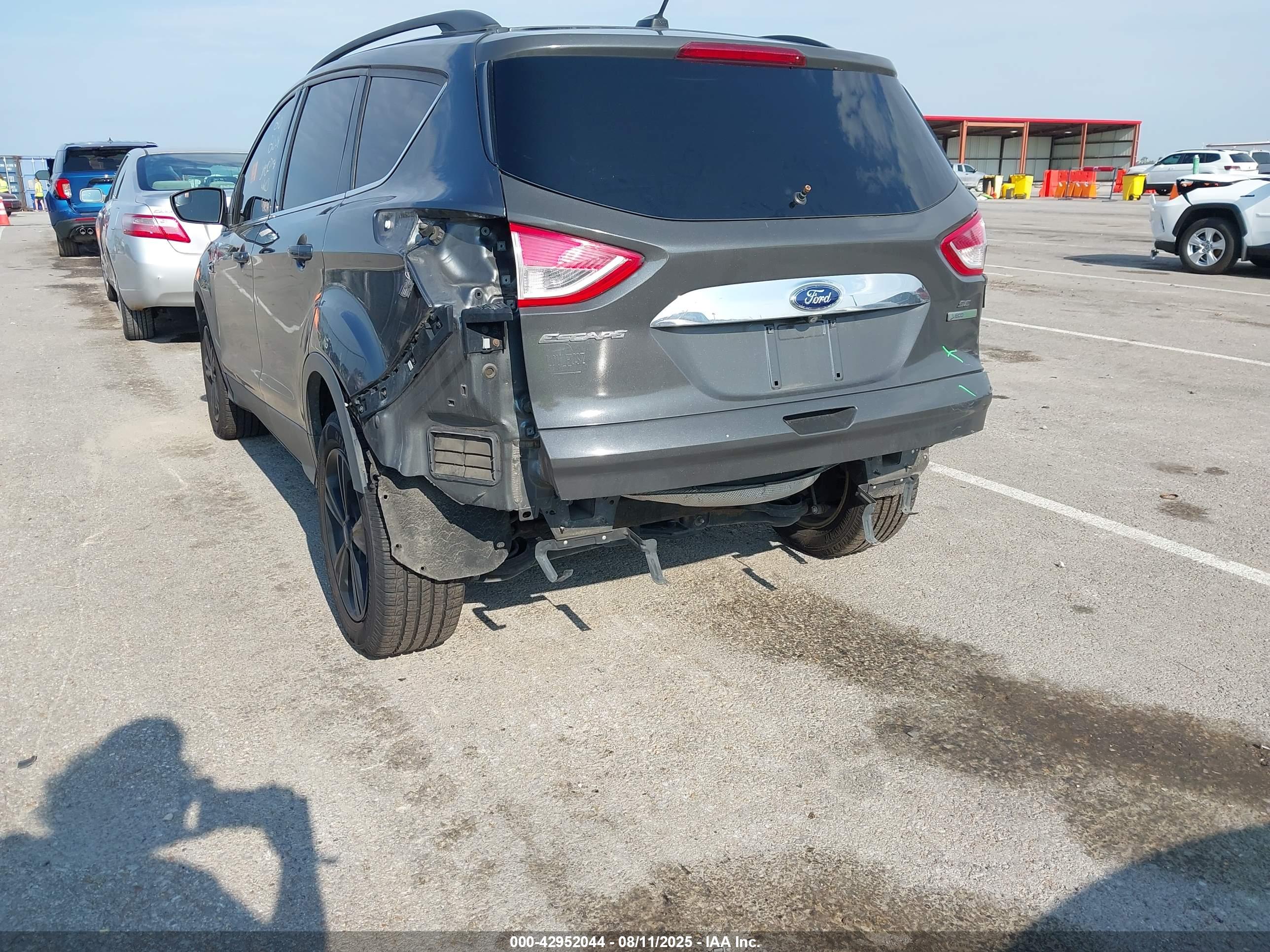 FORD ESCAPE image 6