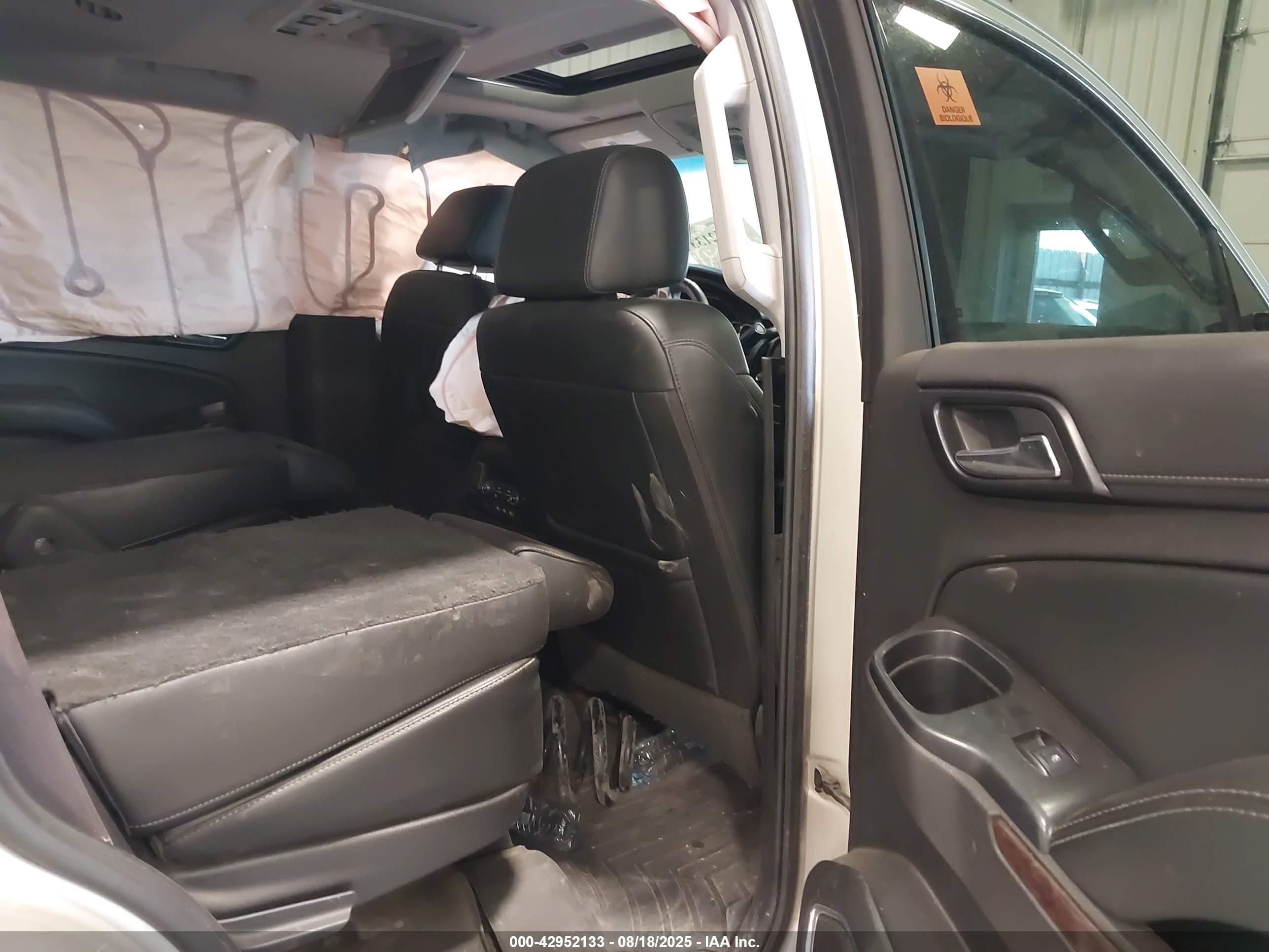 GMC YUKON image 8