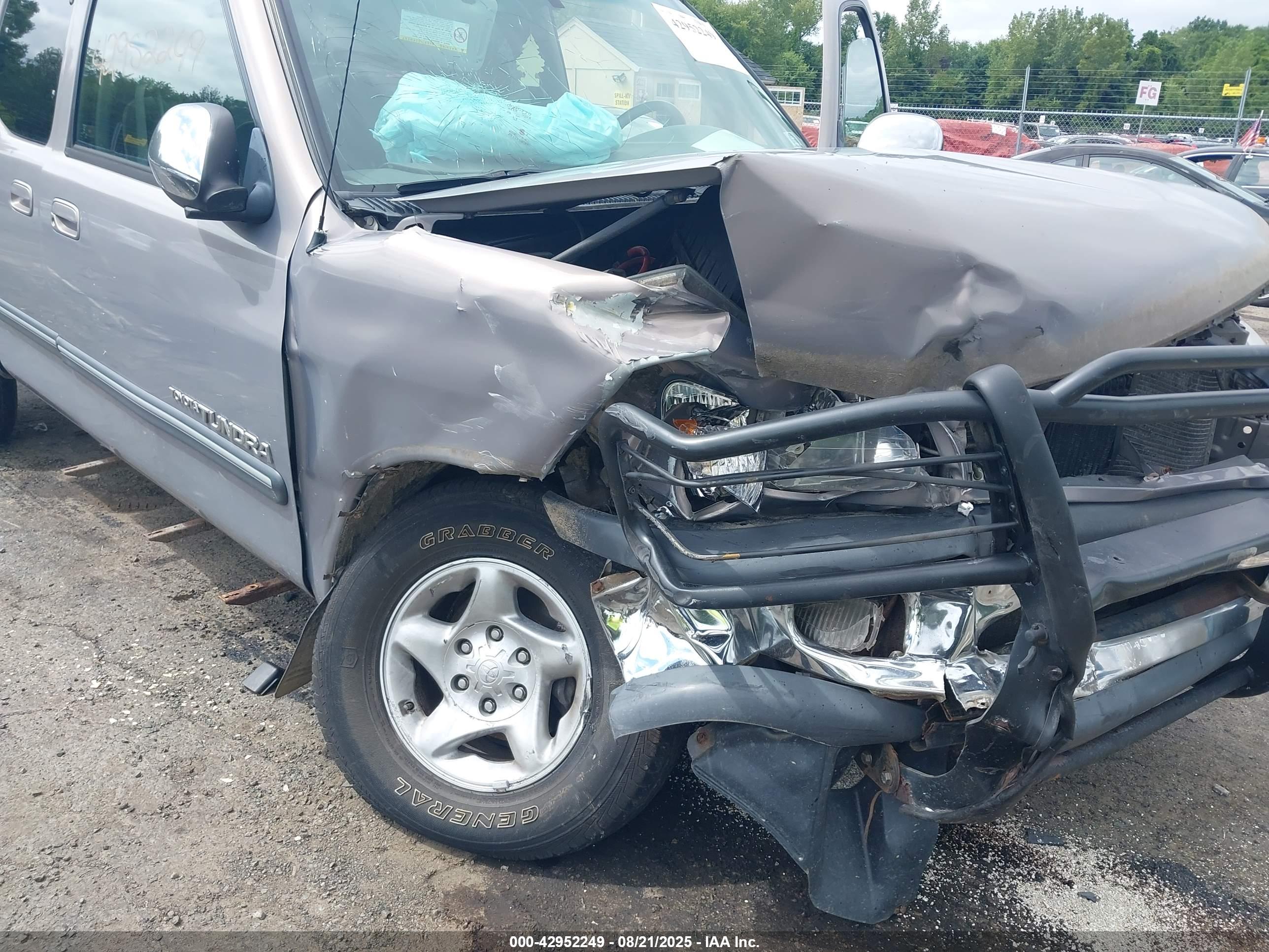 TOYOTA TUNDRA image 6