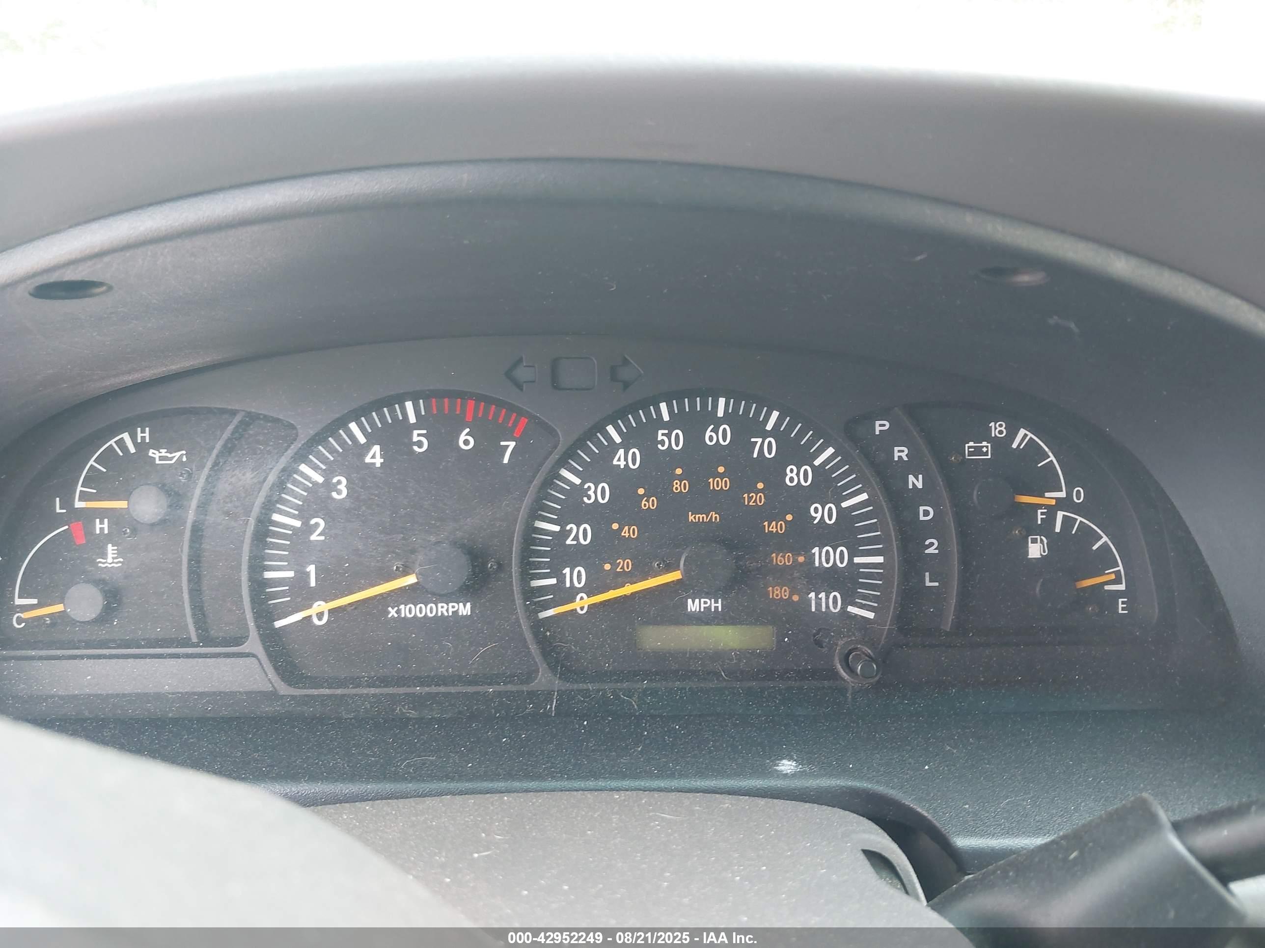 TOYOTA TUNDRA image 7