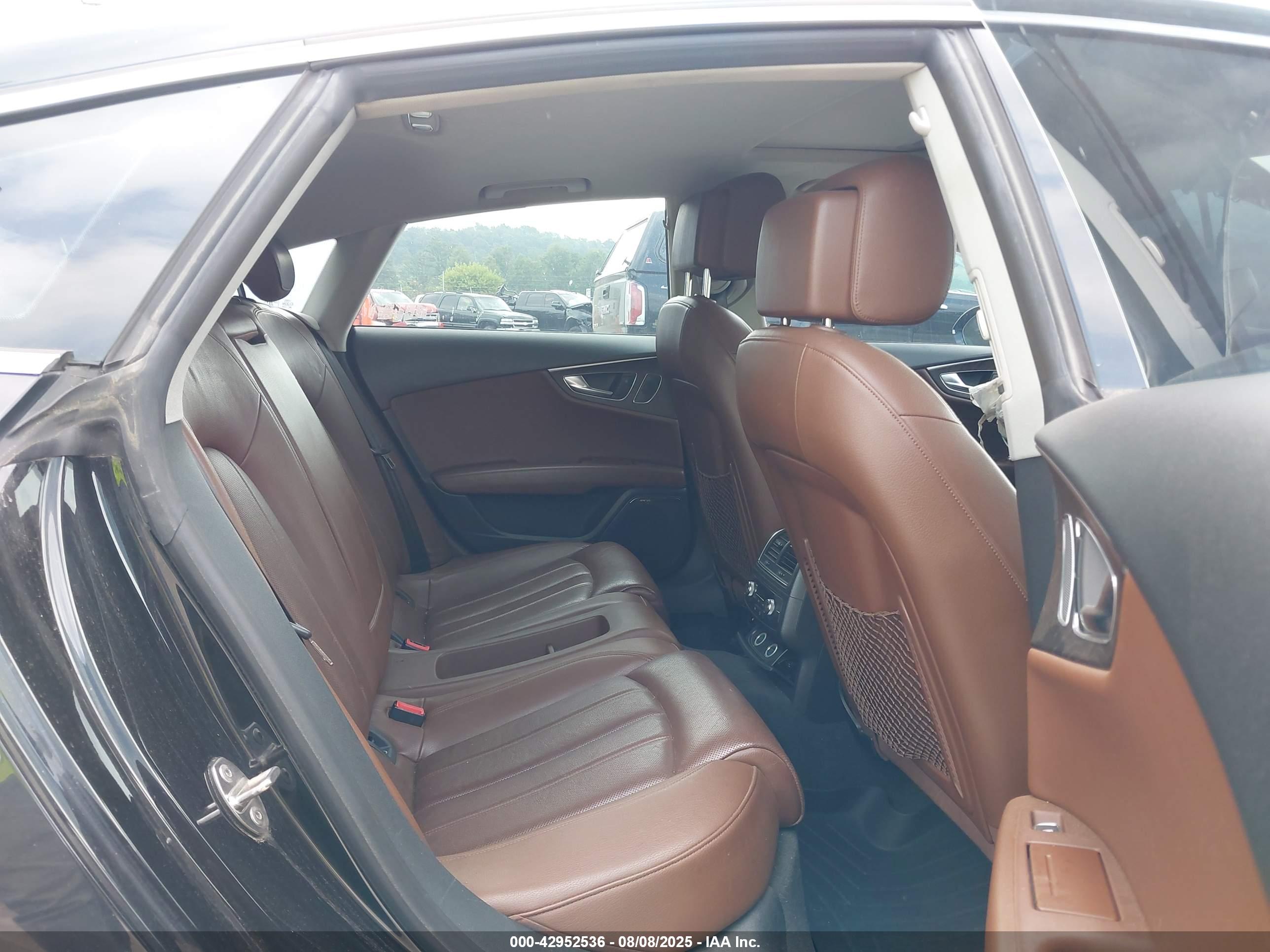 AUDI A7 image 8