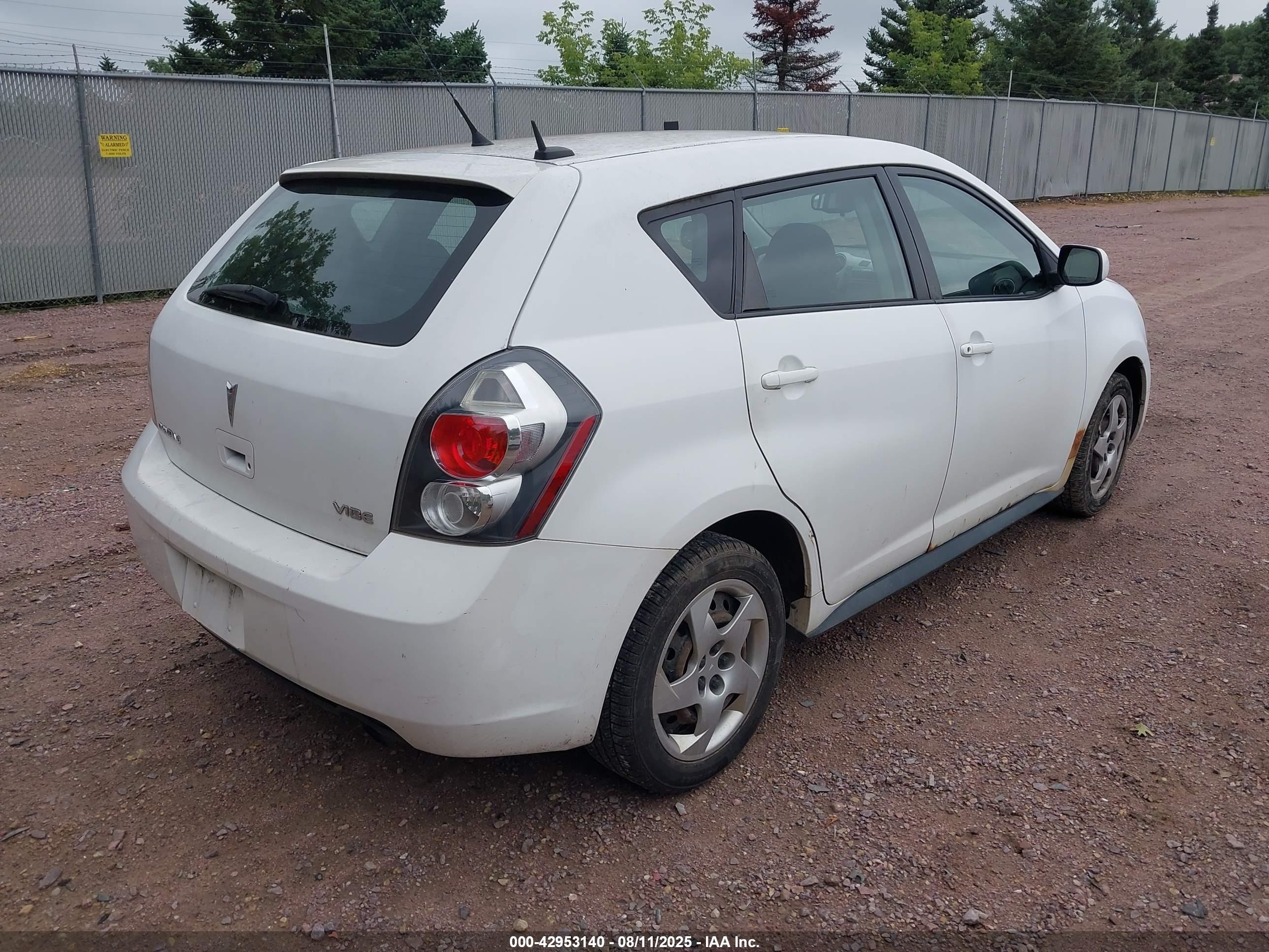 PONTIAC VIBE image 4