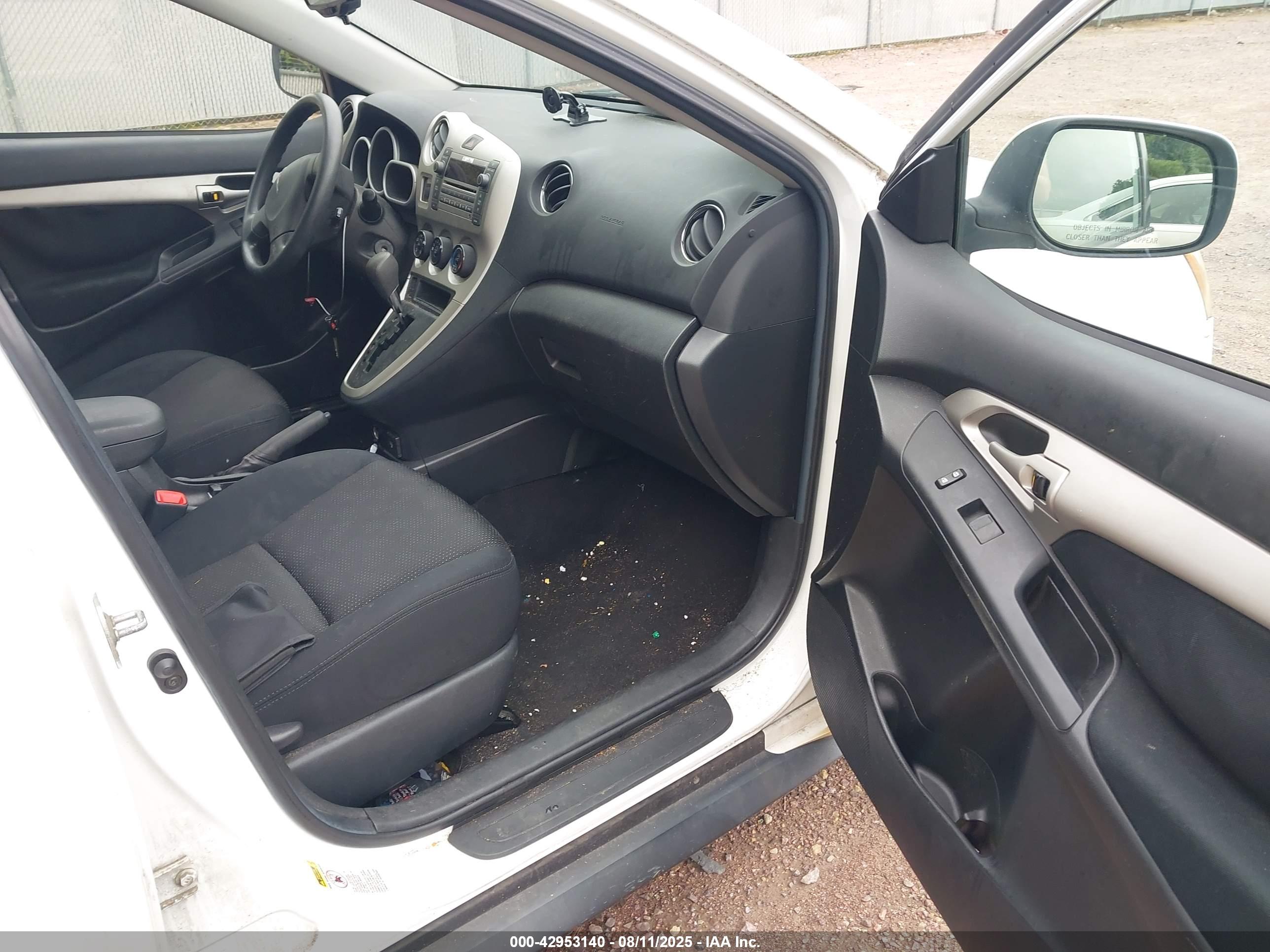 PONTIAC VIBE image 5