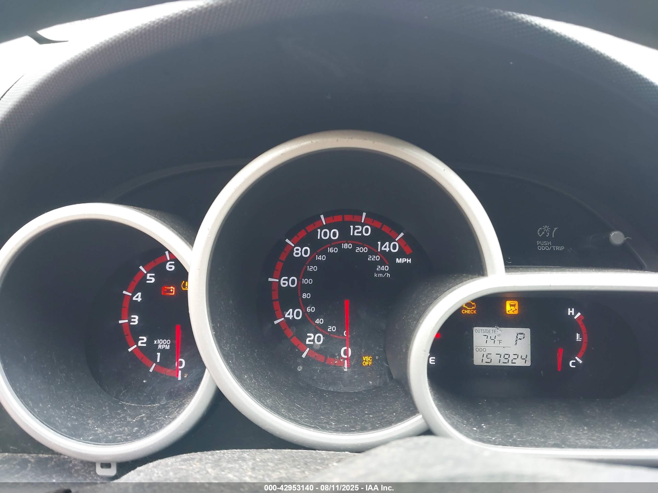 PONTIAC VIBE image 7