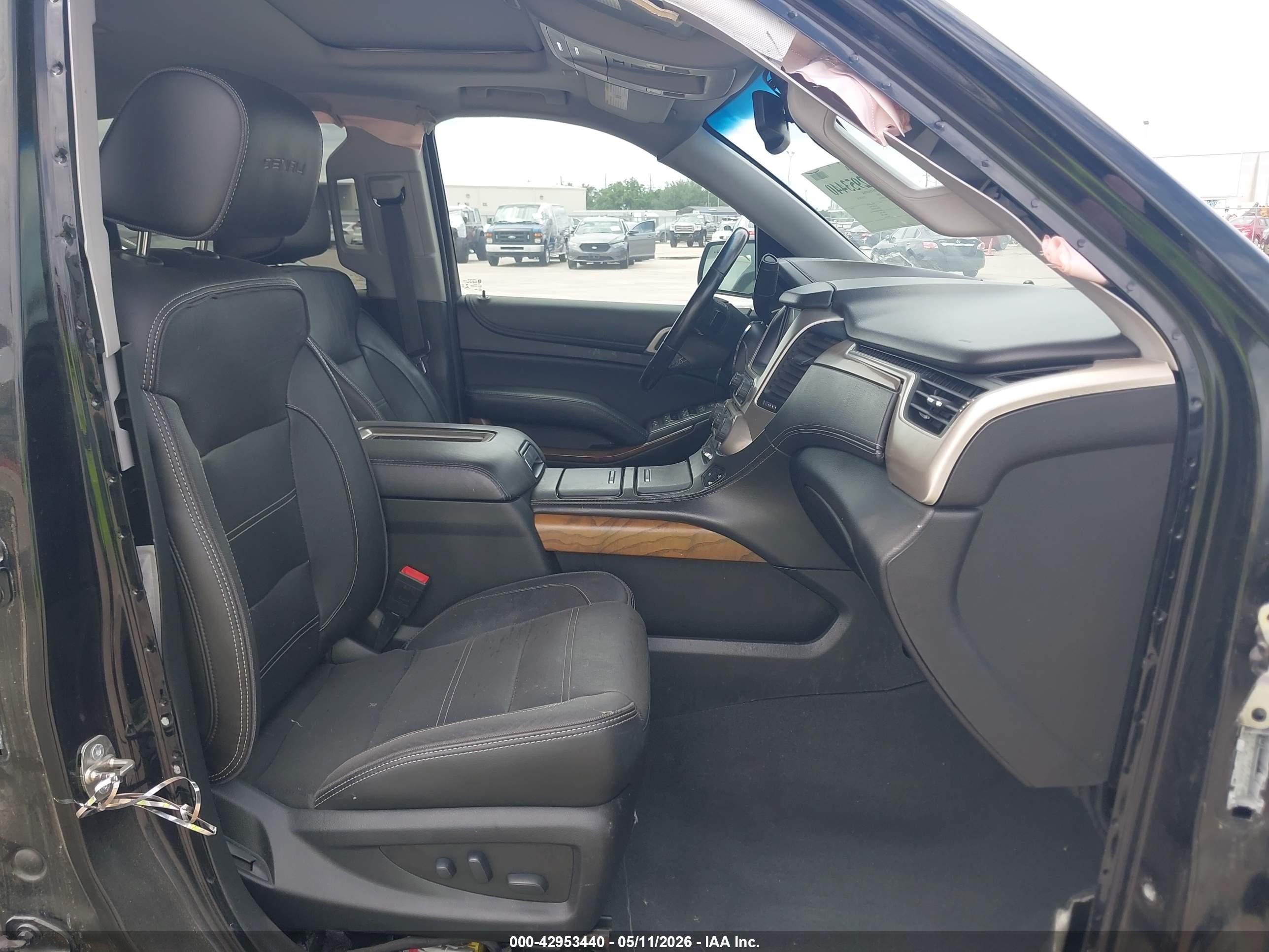 GMC YUKON image 5