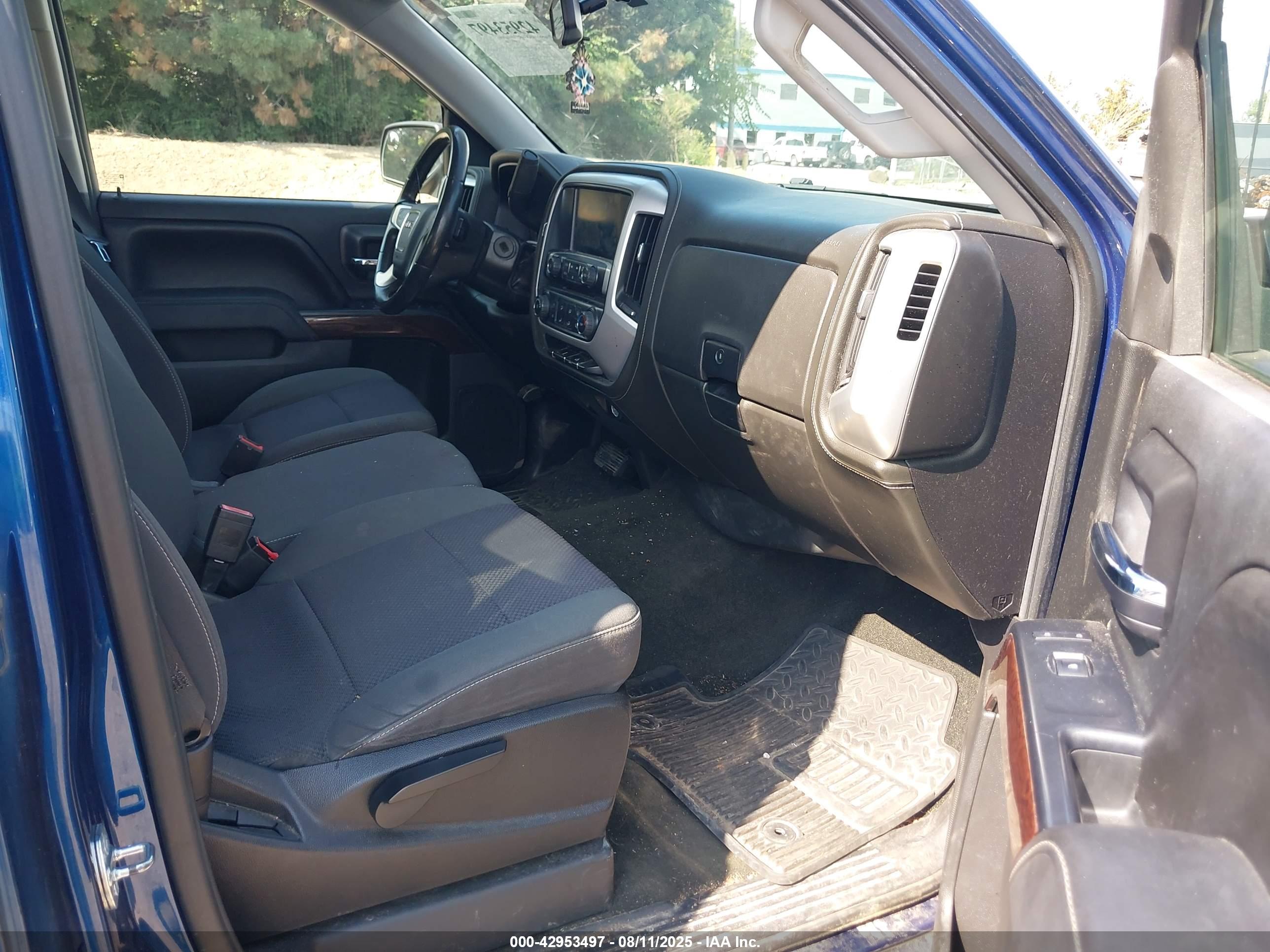 GMC SIERRA image 5
