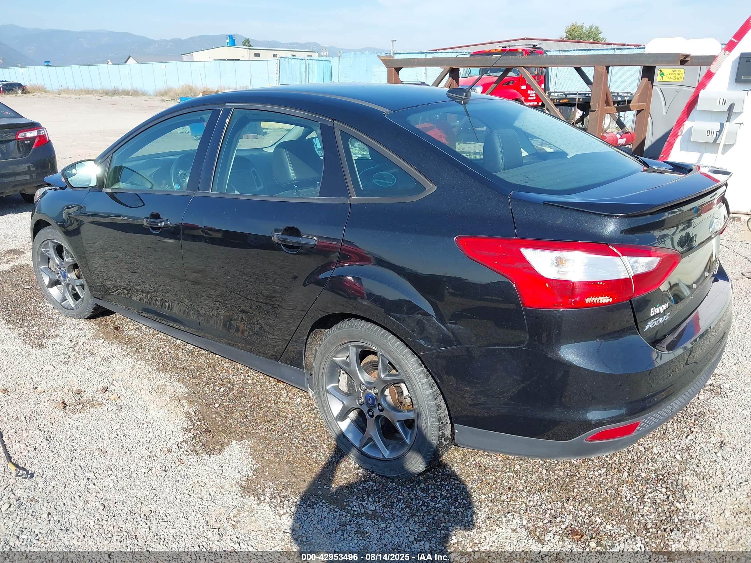 FORD FOCUS image 3