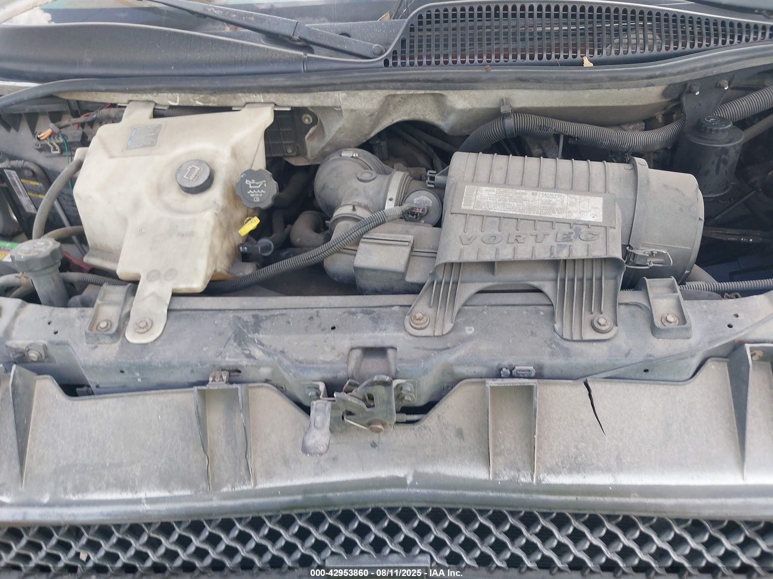 CHEVROLET EXPRESS image 10