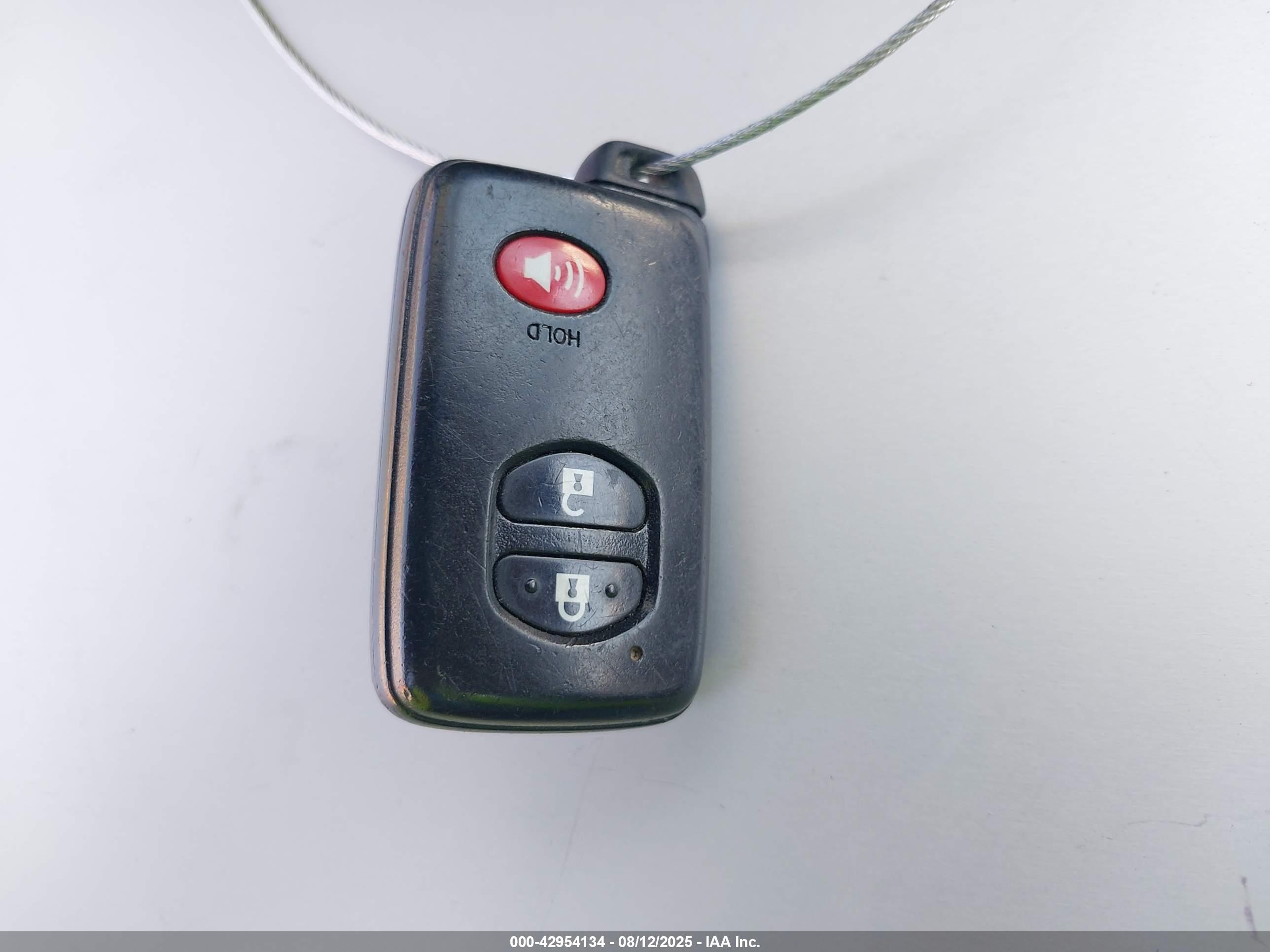 TOYOTA PRIUS image 11