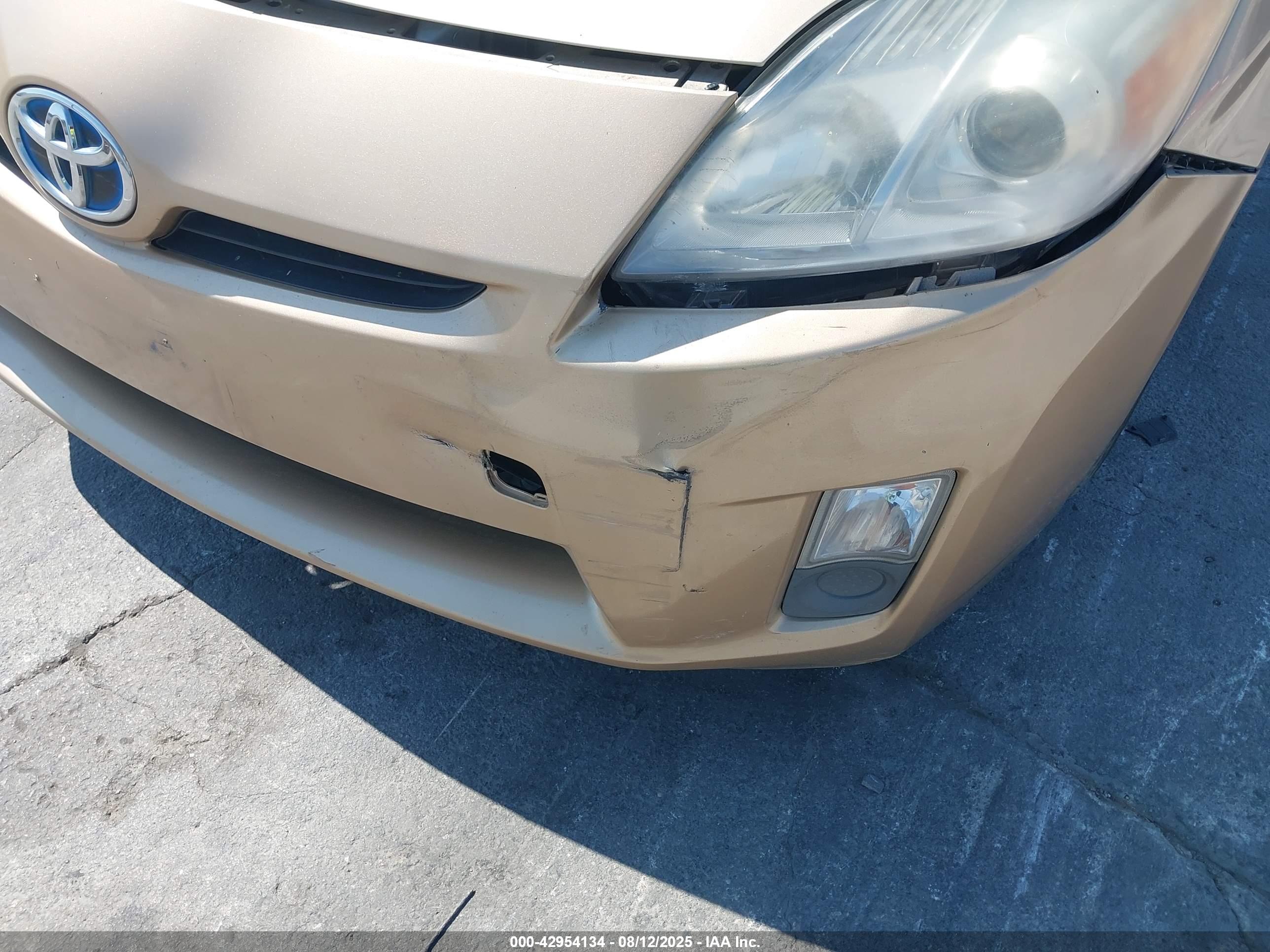 TOYOTA PRIUS image 6