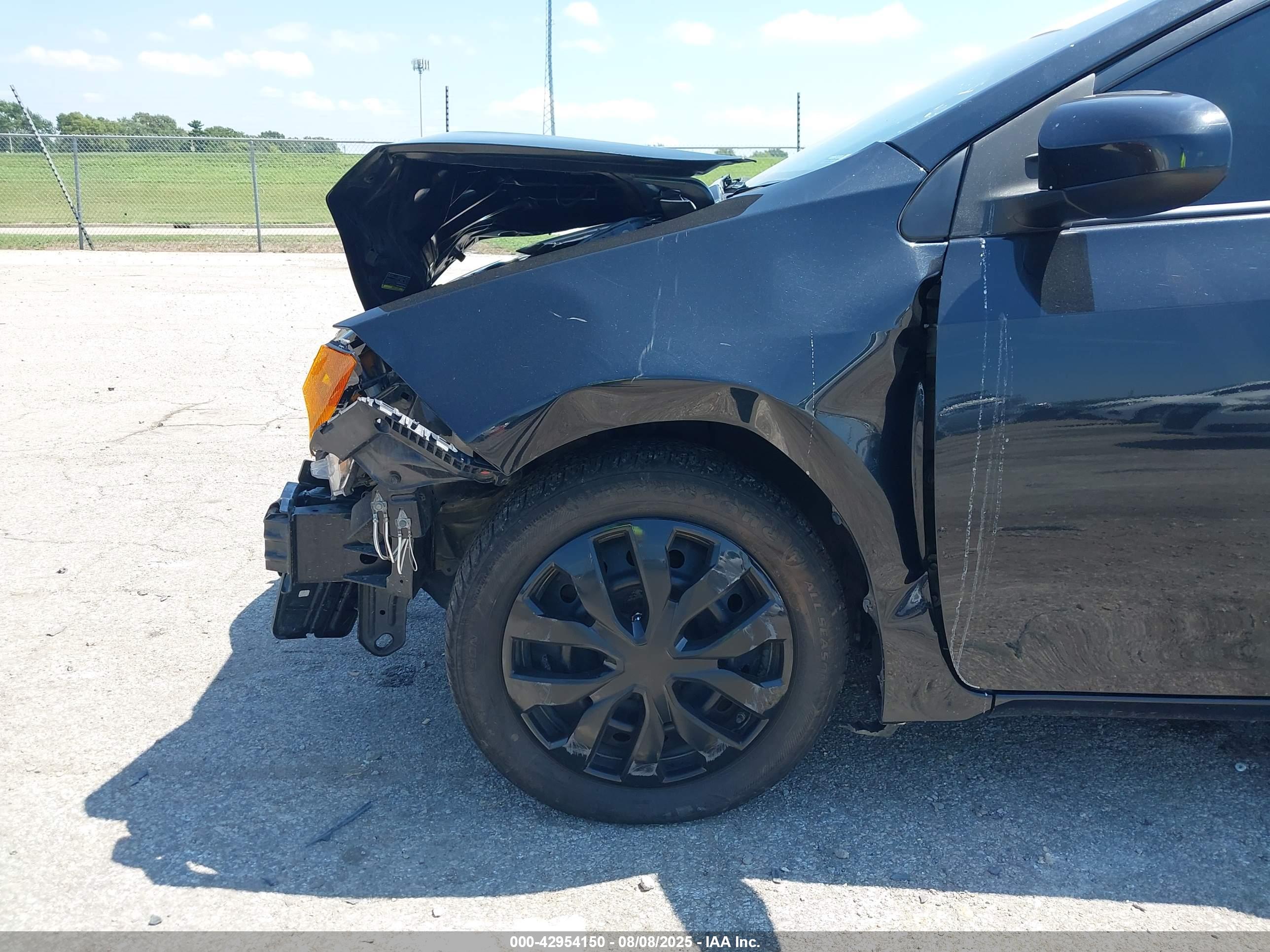 TOYOTA COROLLA image 6