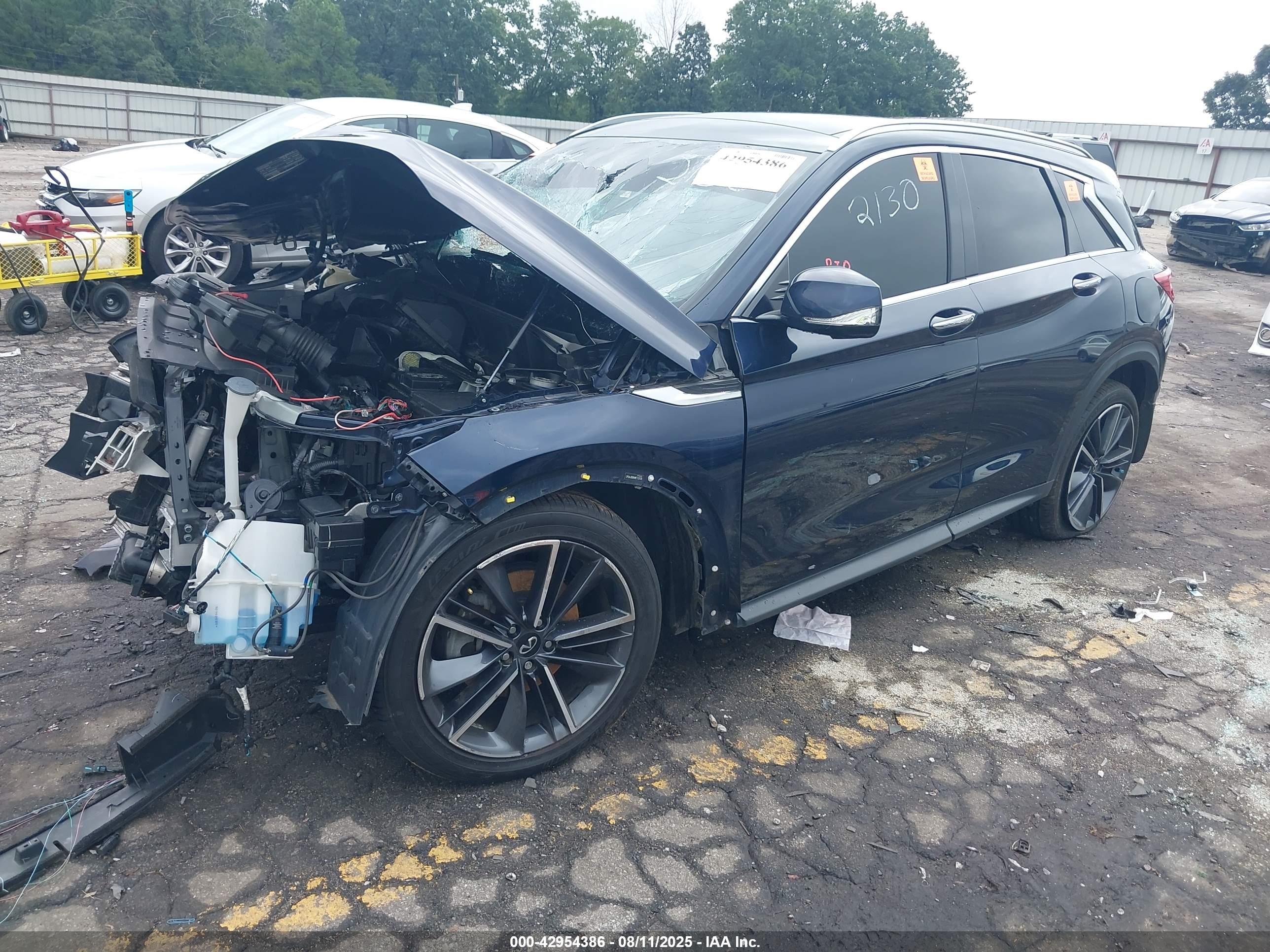 INFINITI QX50 image 2