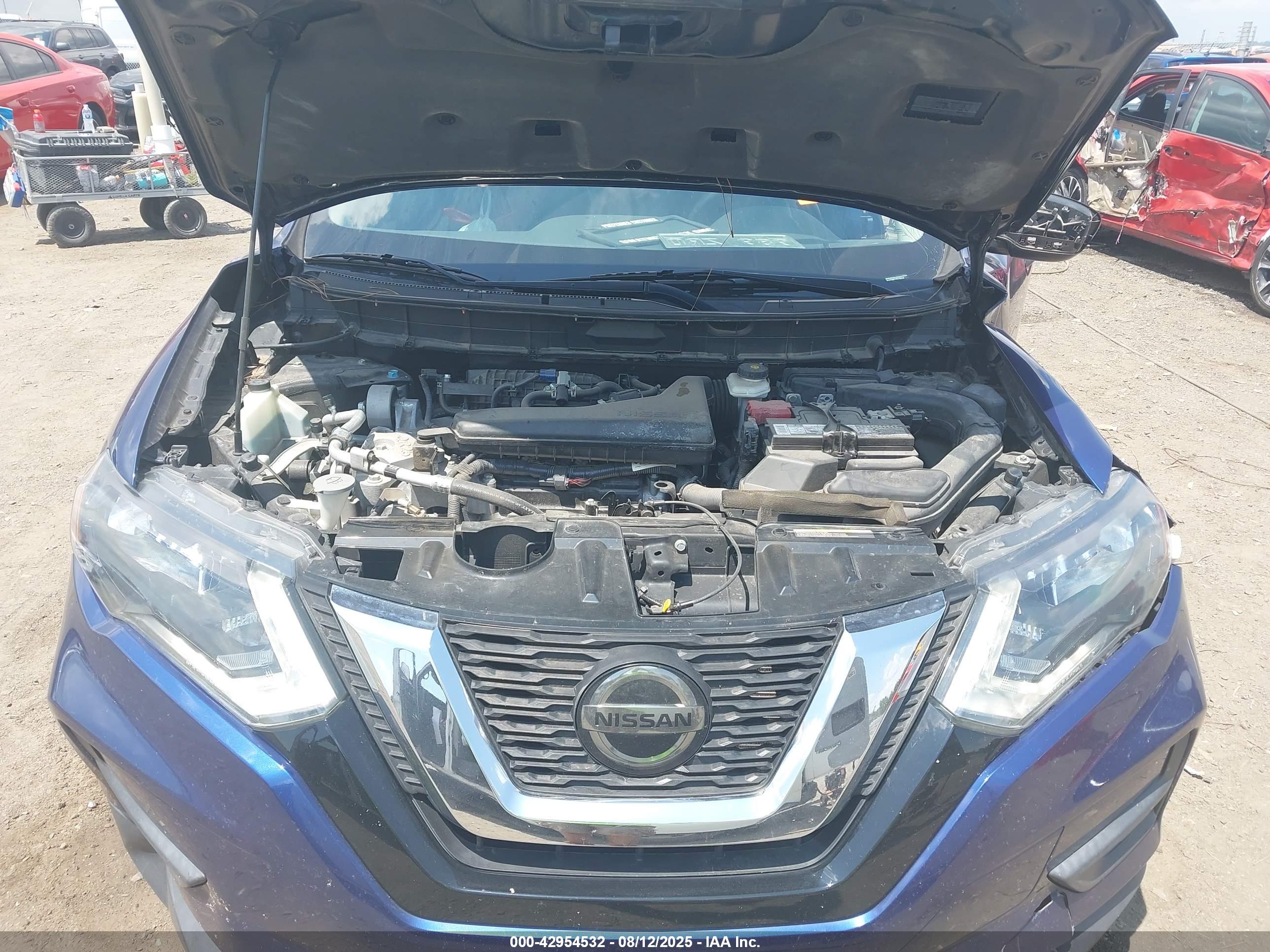 NISSAN ROGUE image 10