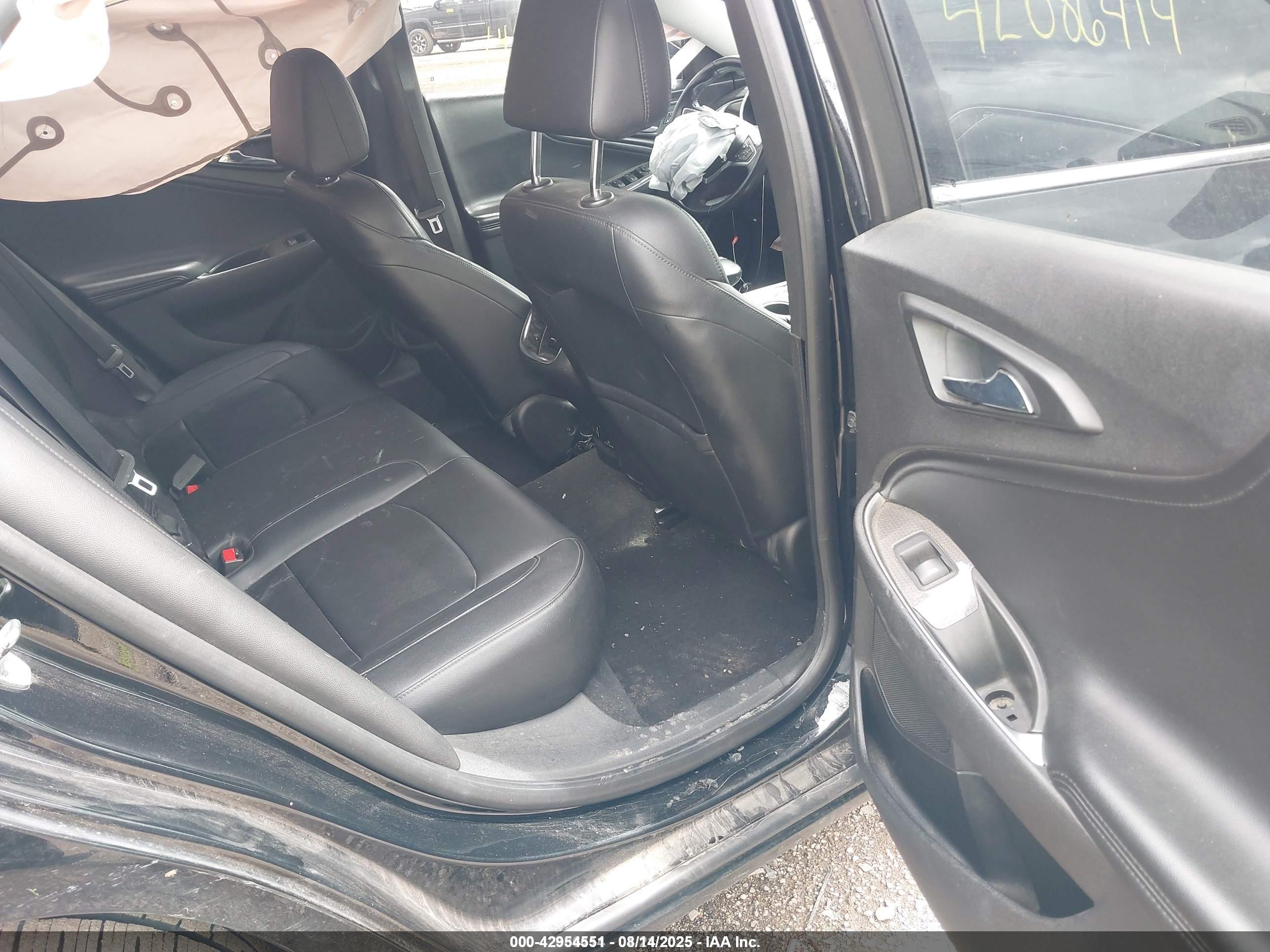 CHEVROLET MALIBU image 8