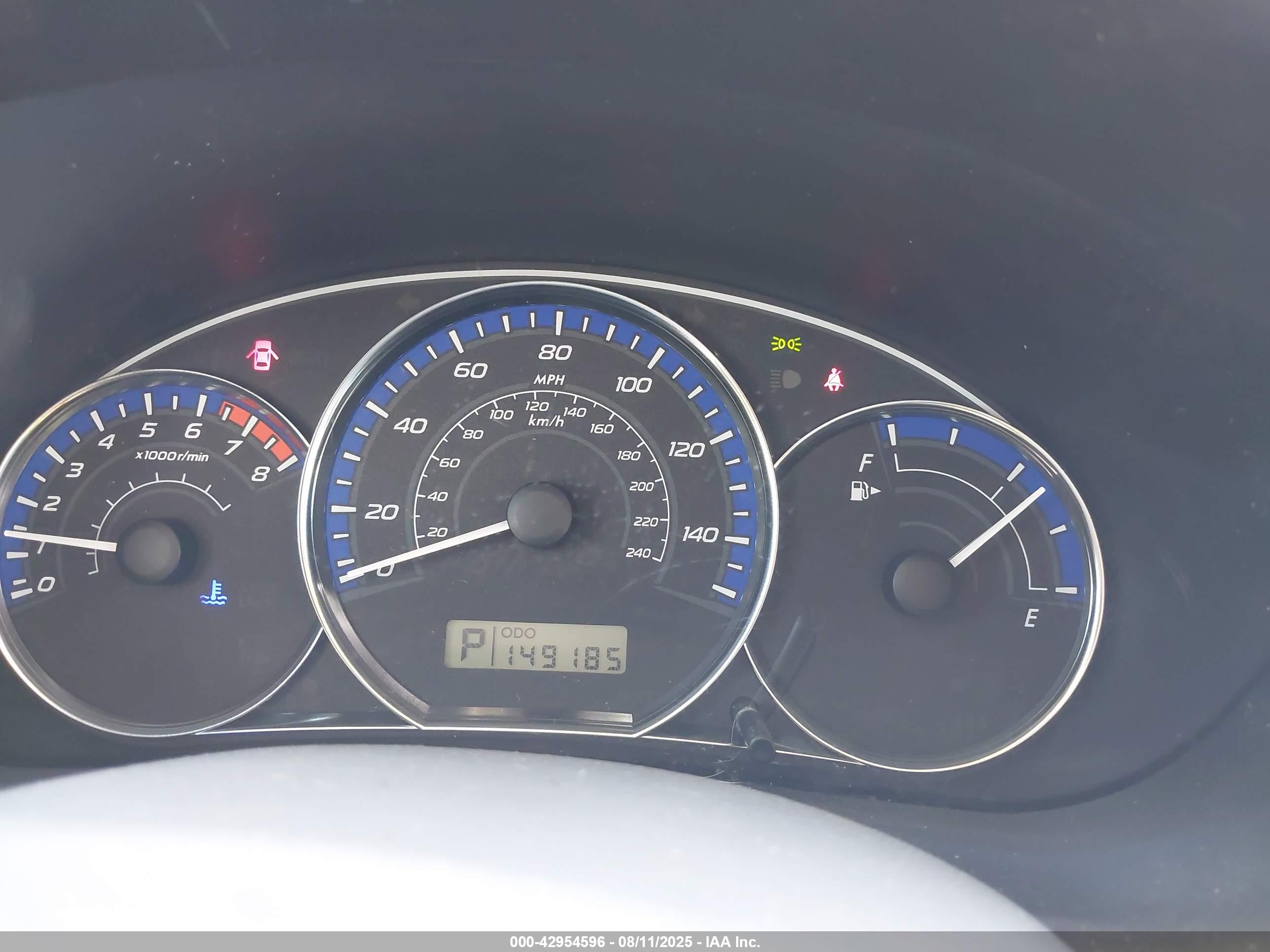 SUBARU FORESTER image 7