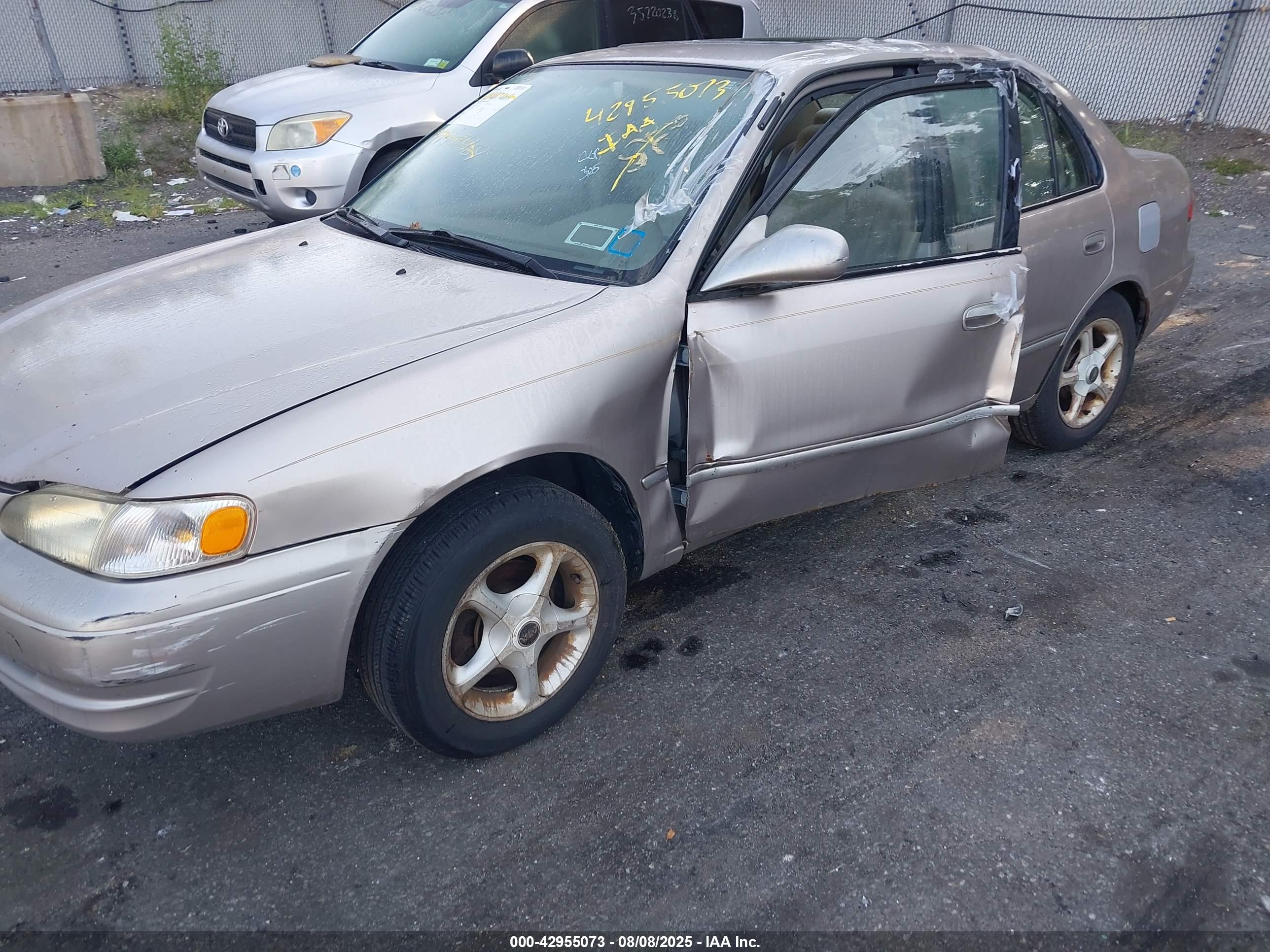 TOYOTA COROLLA image 6