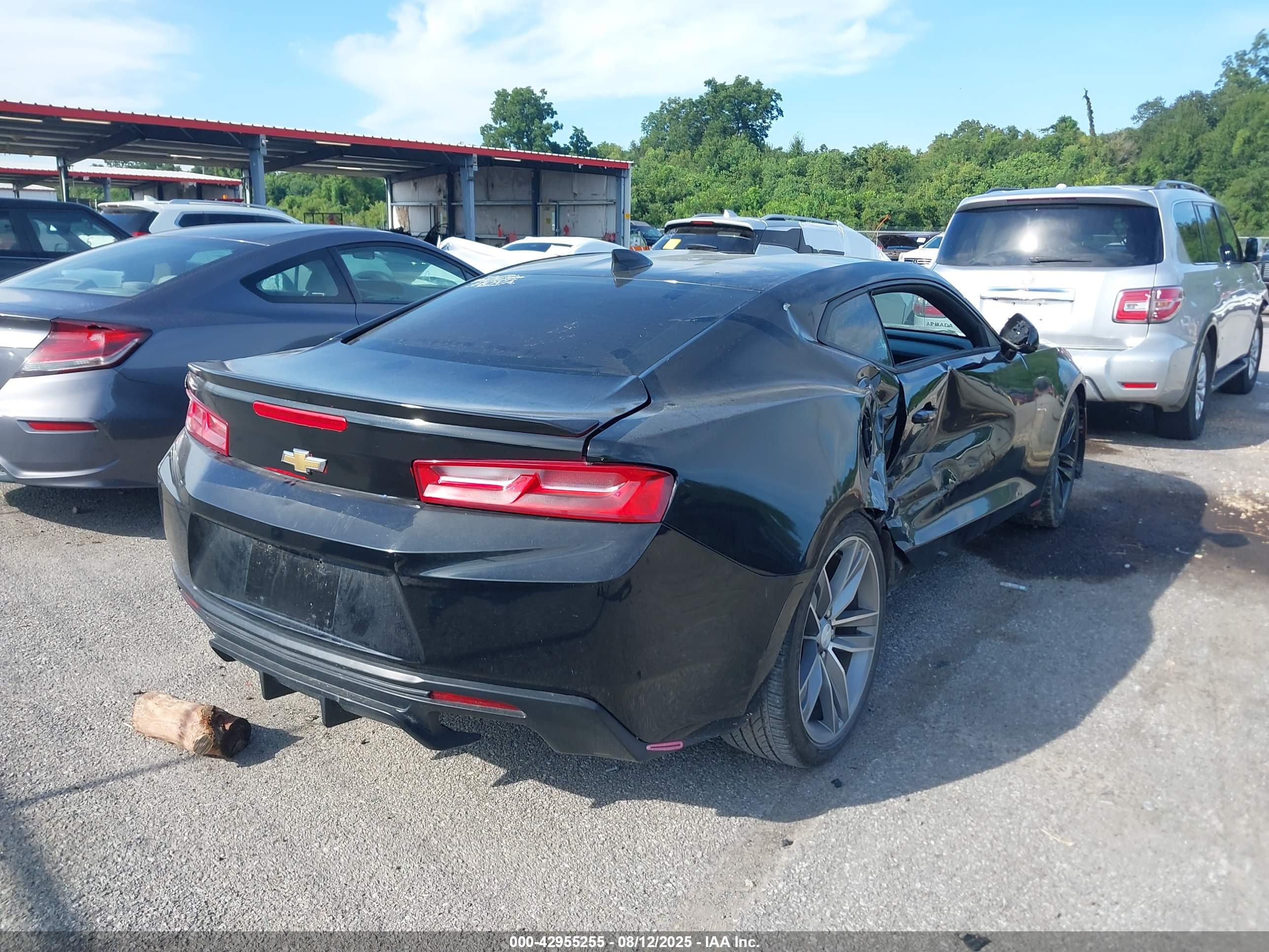 CHEVROLET CAMARO image 4