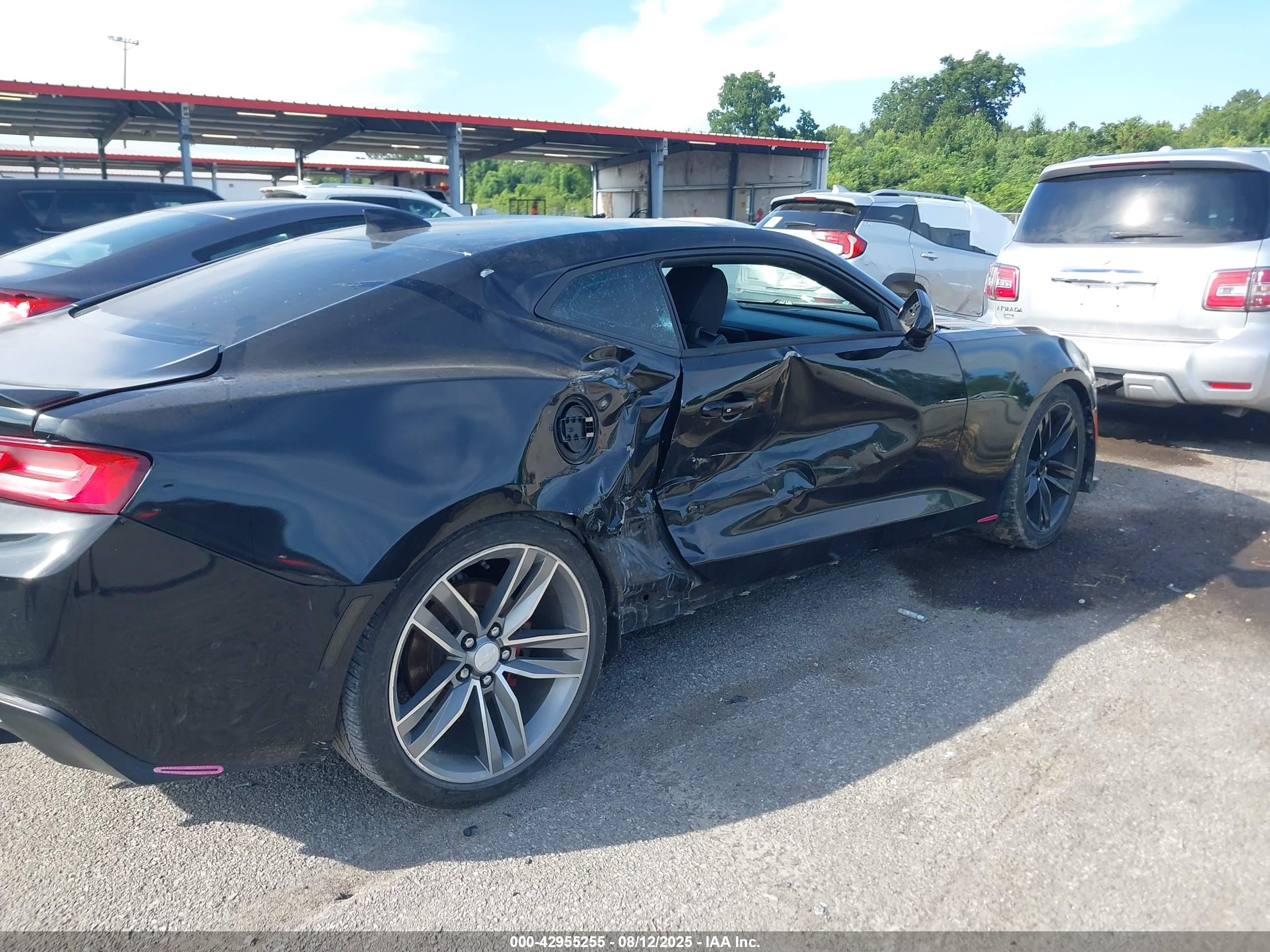 CHEVROLET CAMARO image 6