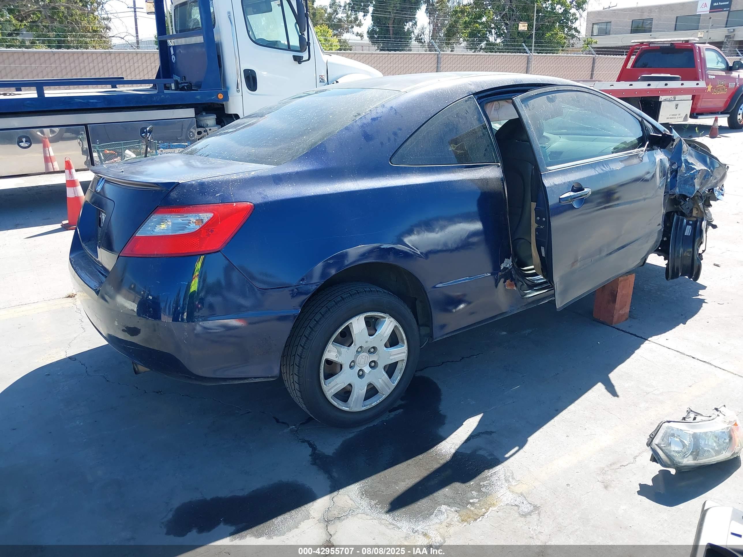 HONDA CIVIC image 4