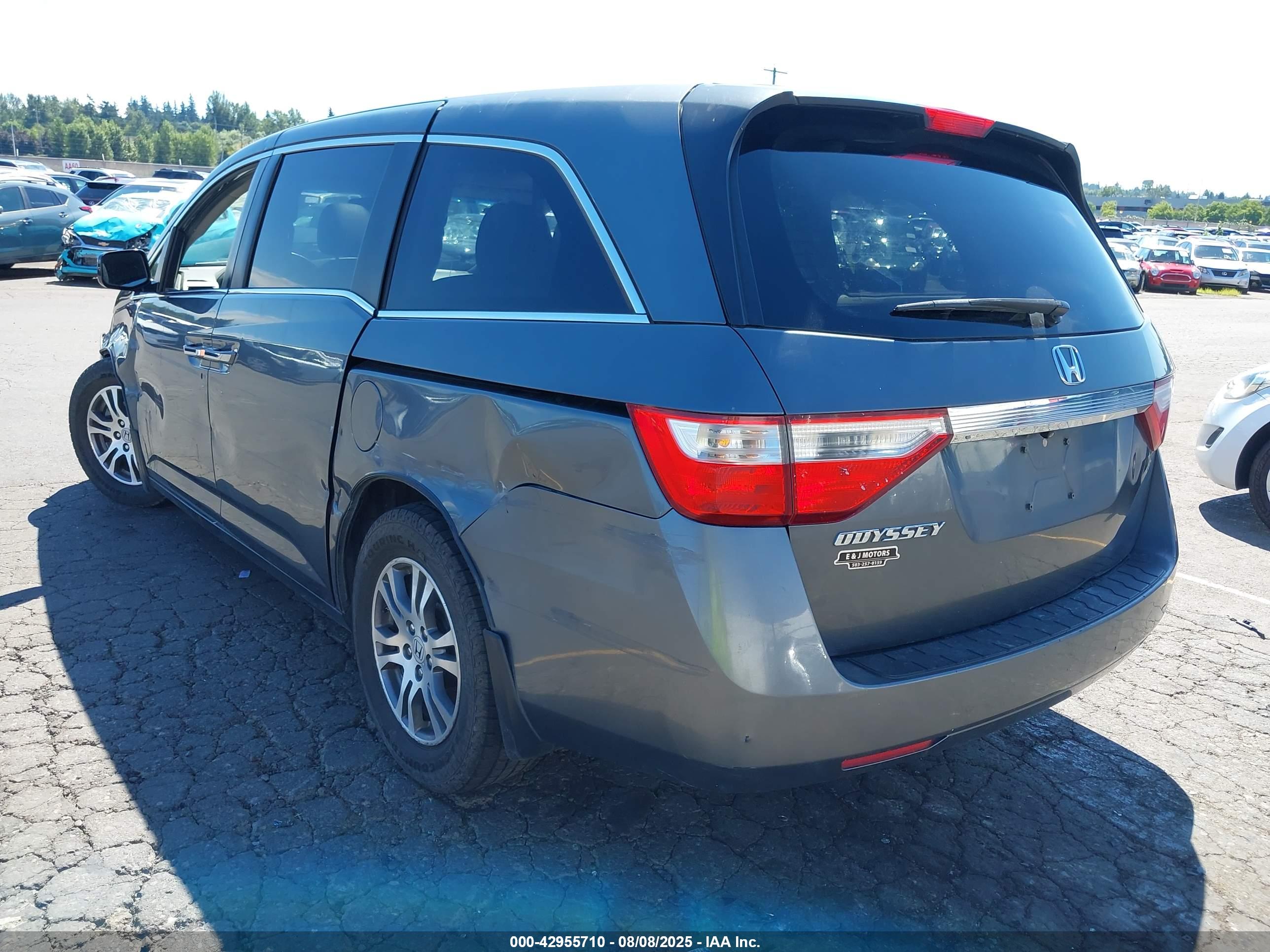 HONDA ODYSSEY image 3