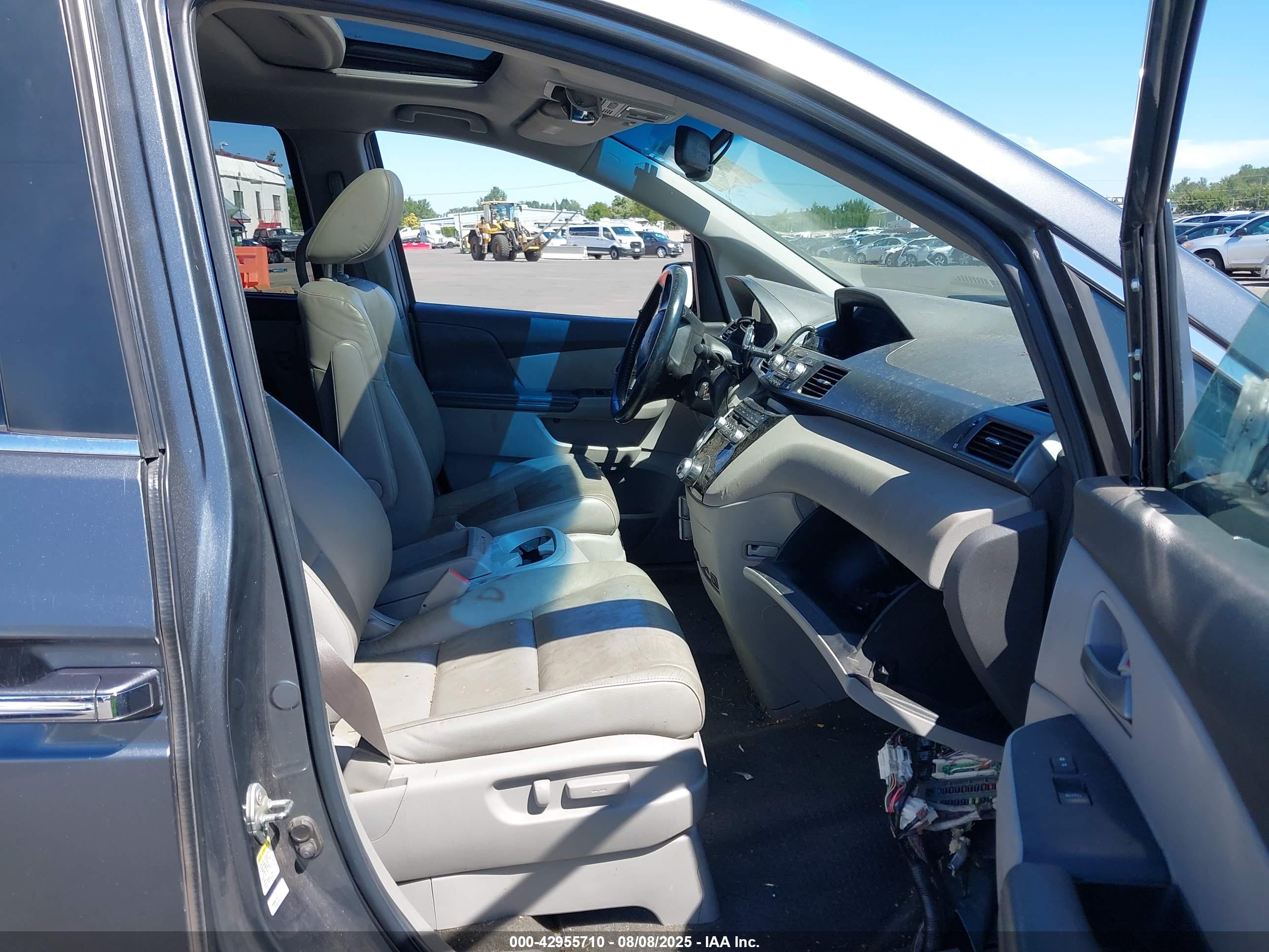 HONDA ODYSSEY image 5