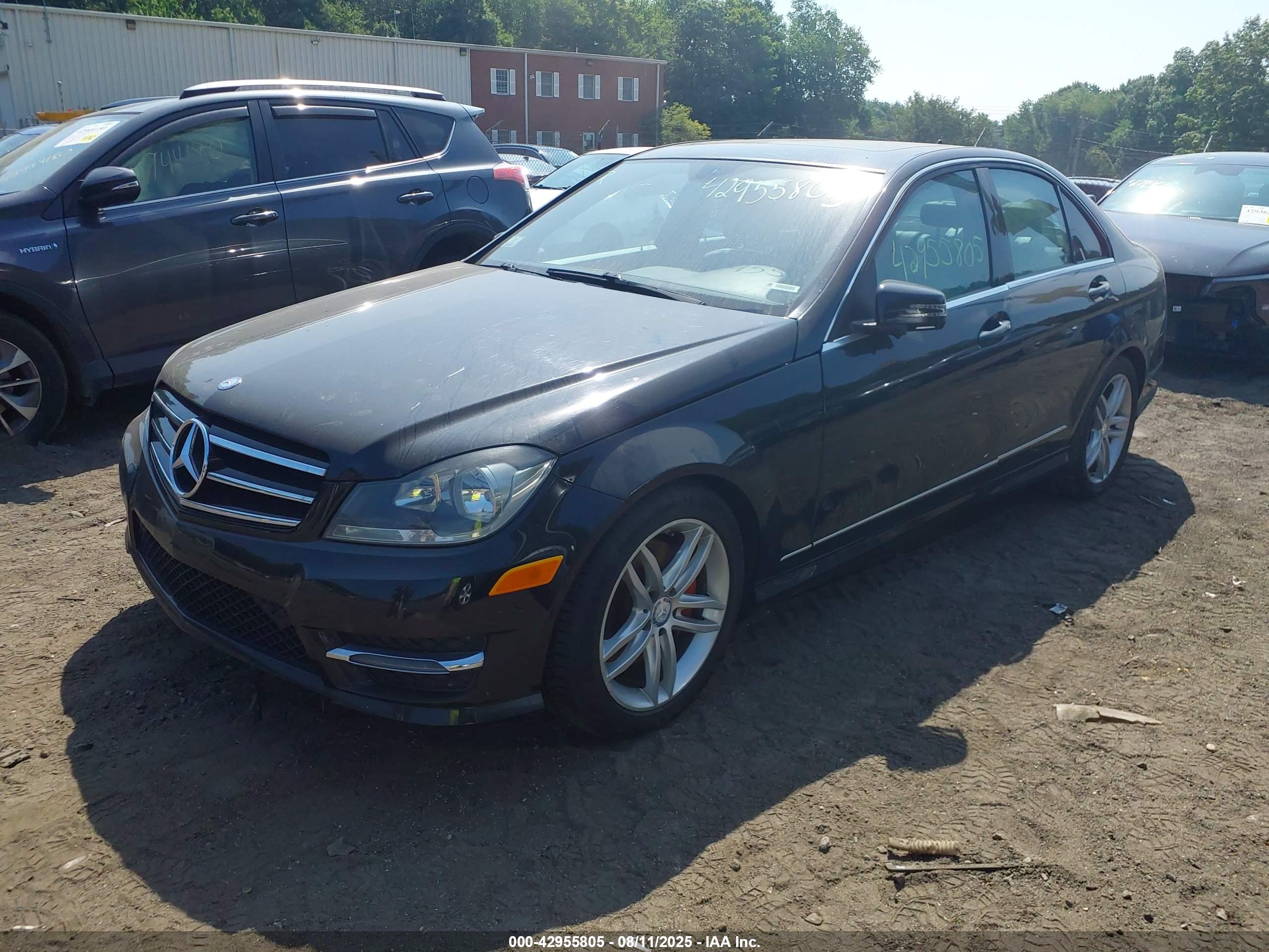 MERCEDES-BENZ C image 2