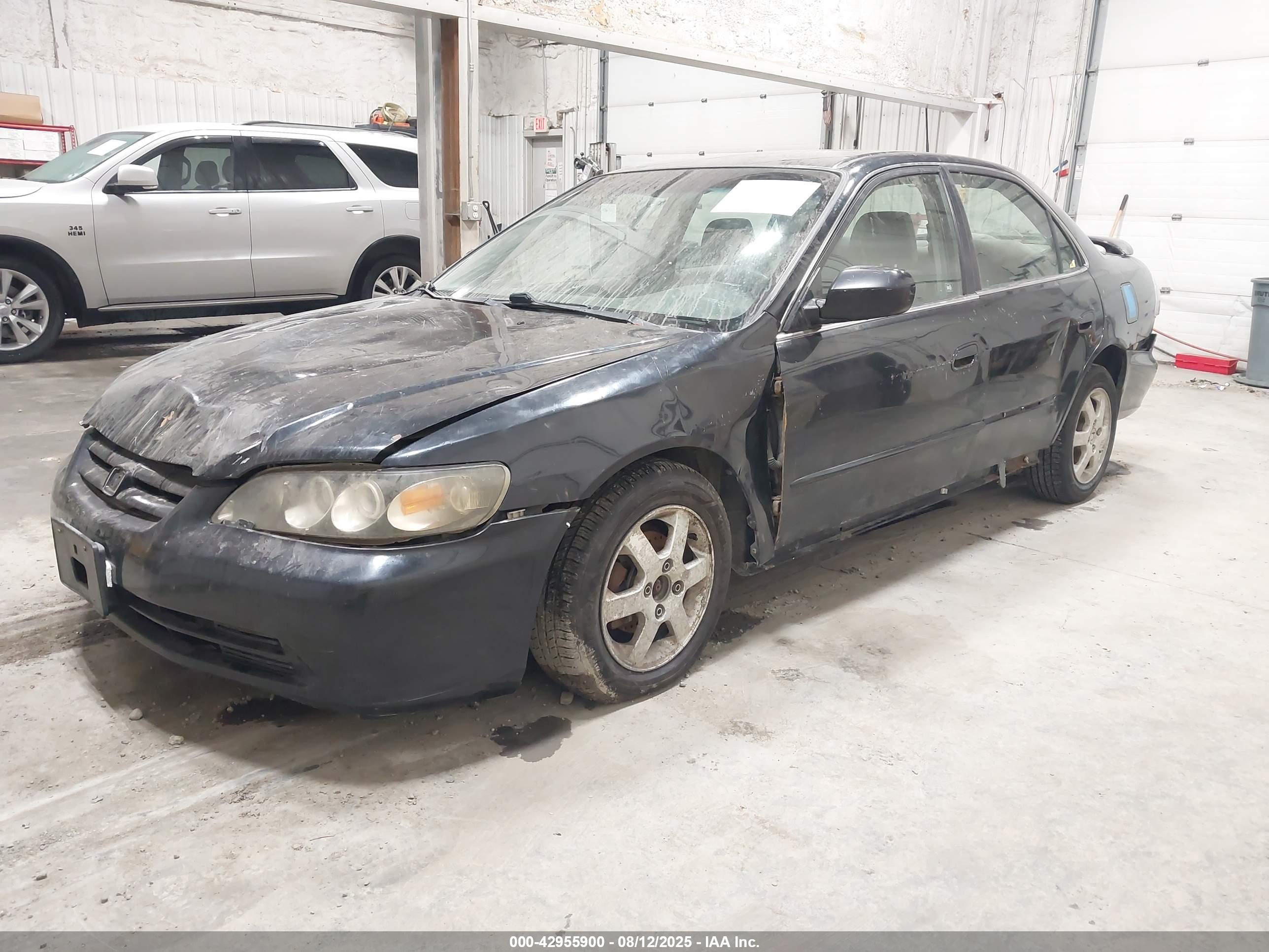 HONDA ACCORD image 2