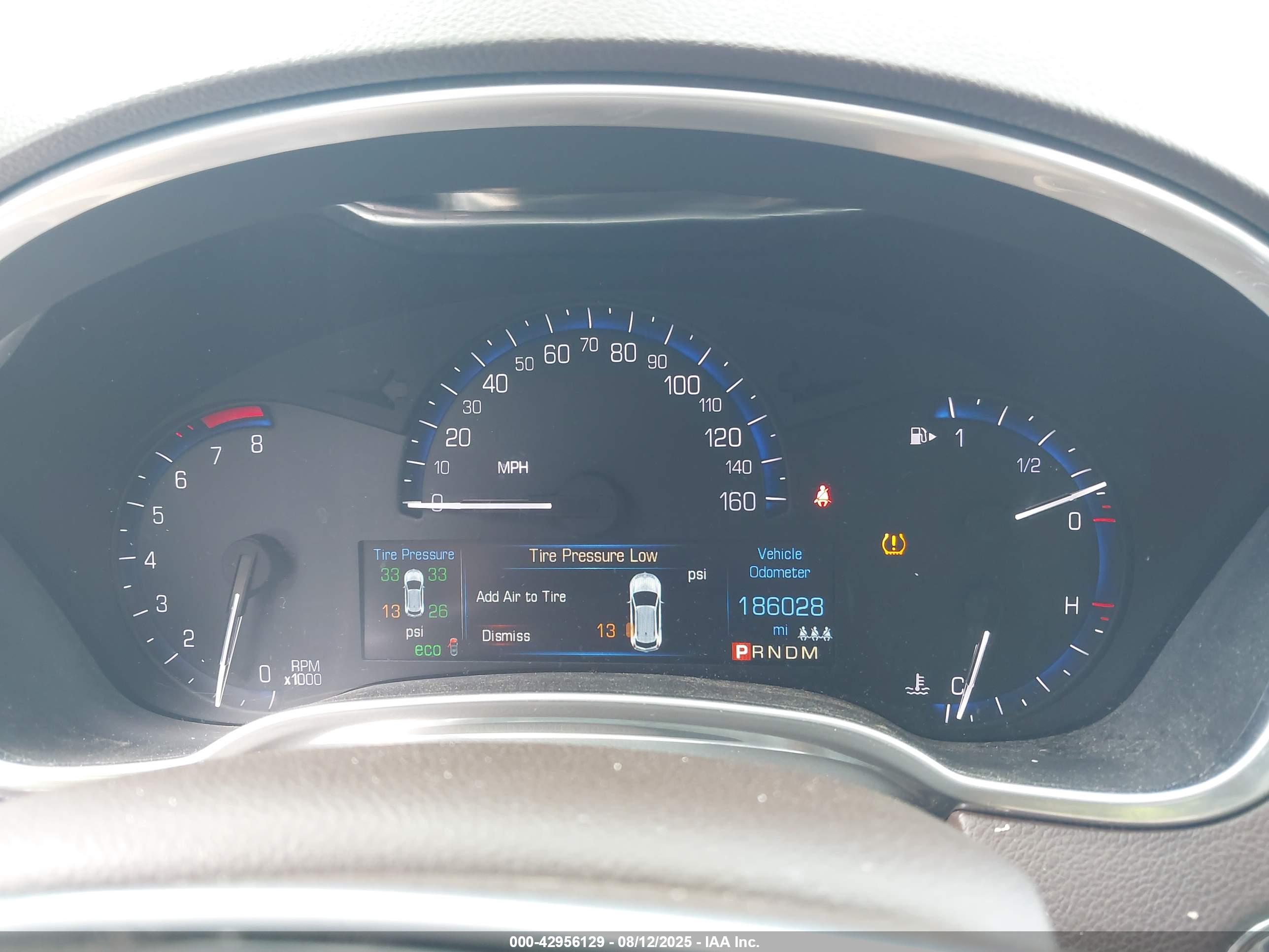 CADILLAC SRX image 7