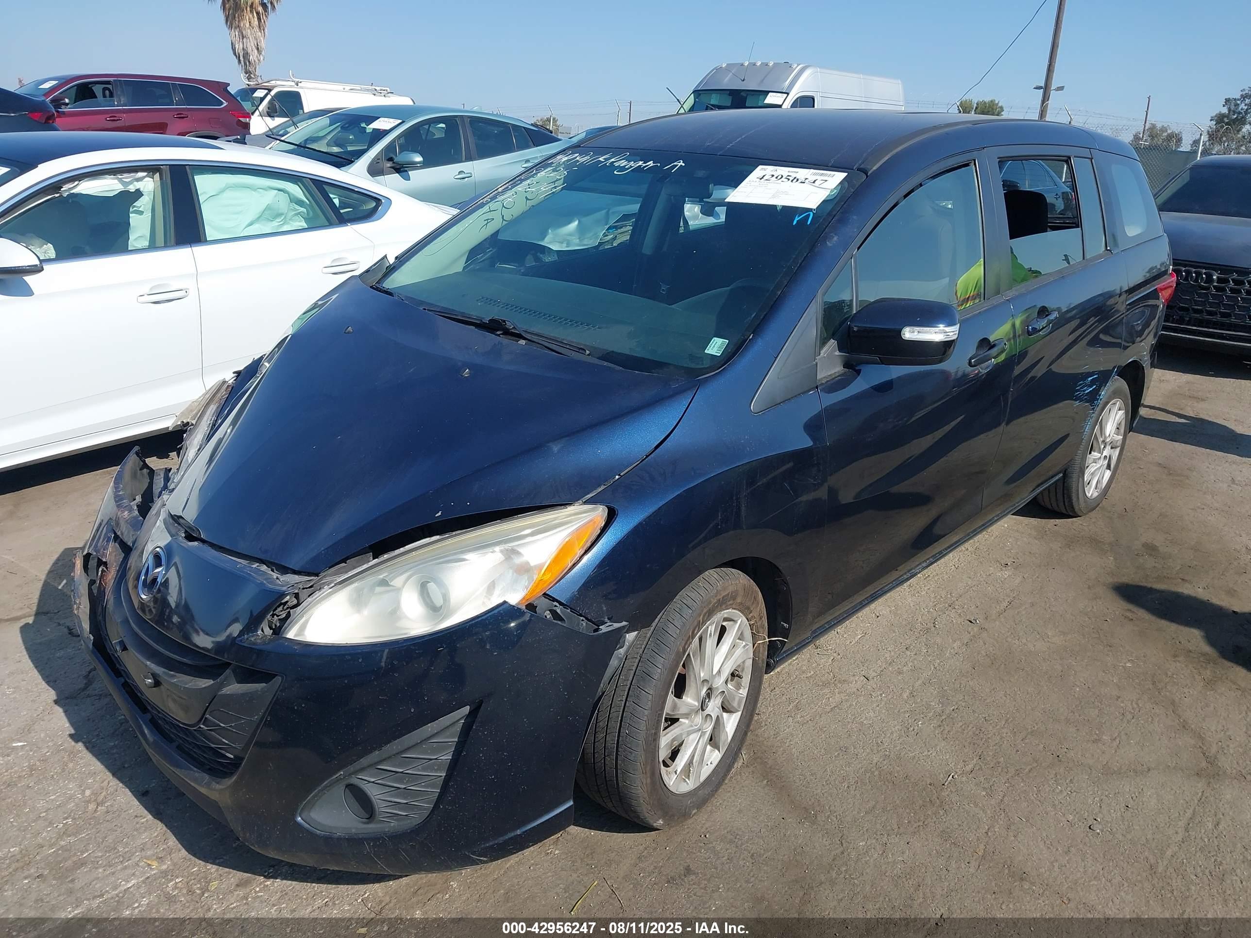 MAZDA MAZDA5 image 2