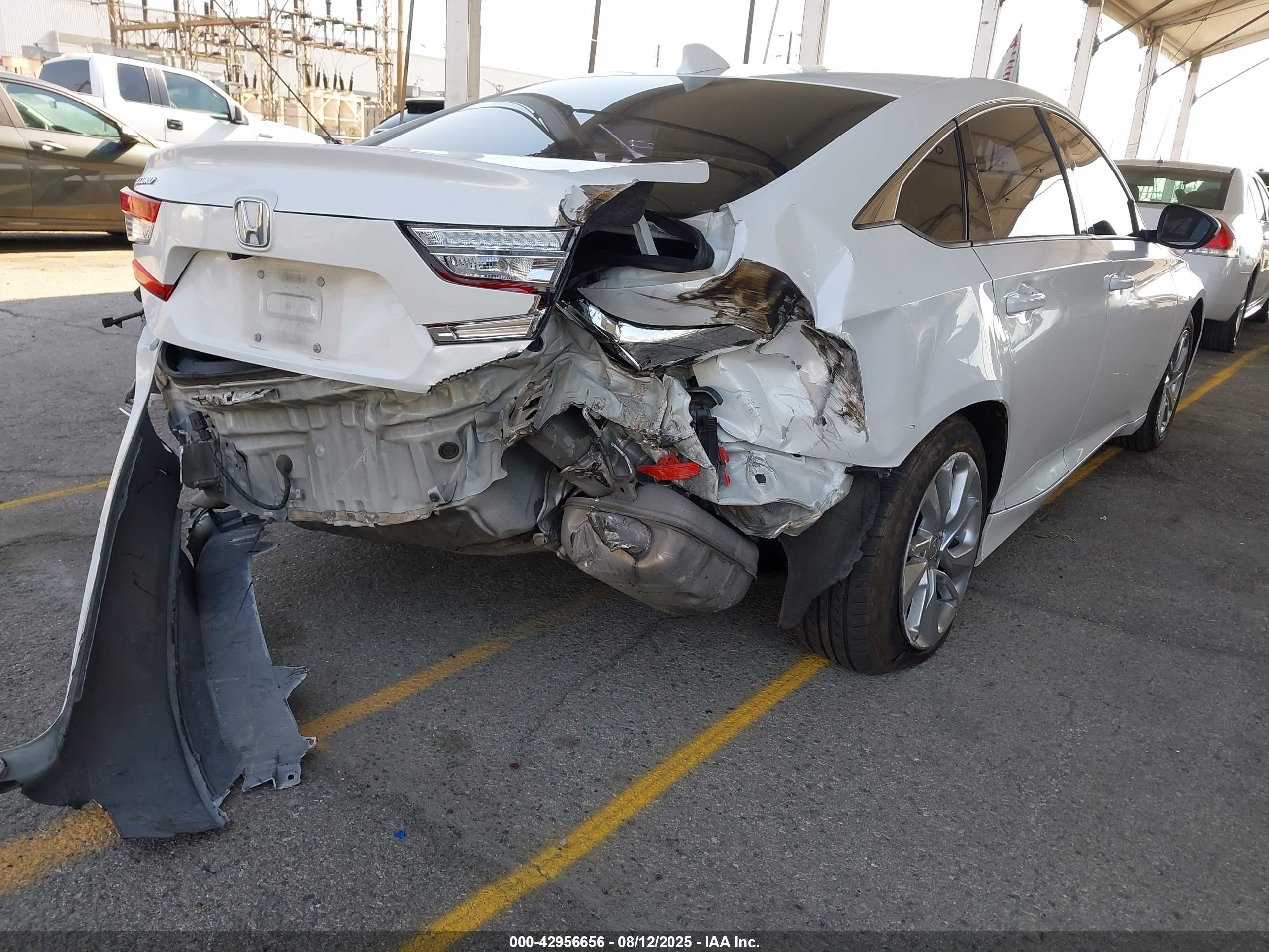 HONDA ACCORD image 6