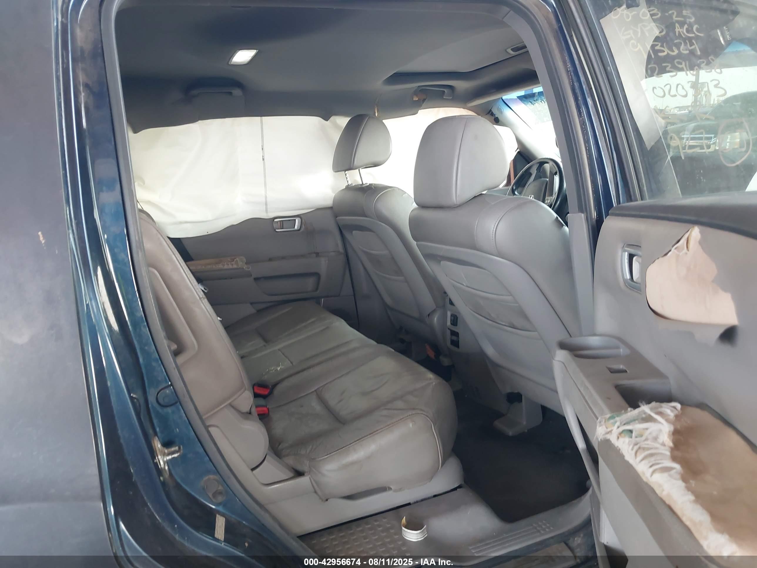 HONDA PILOT image 8