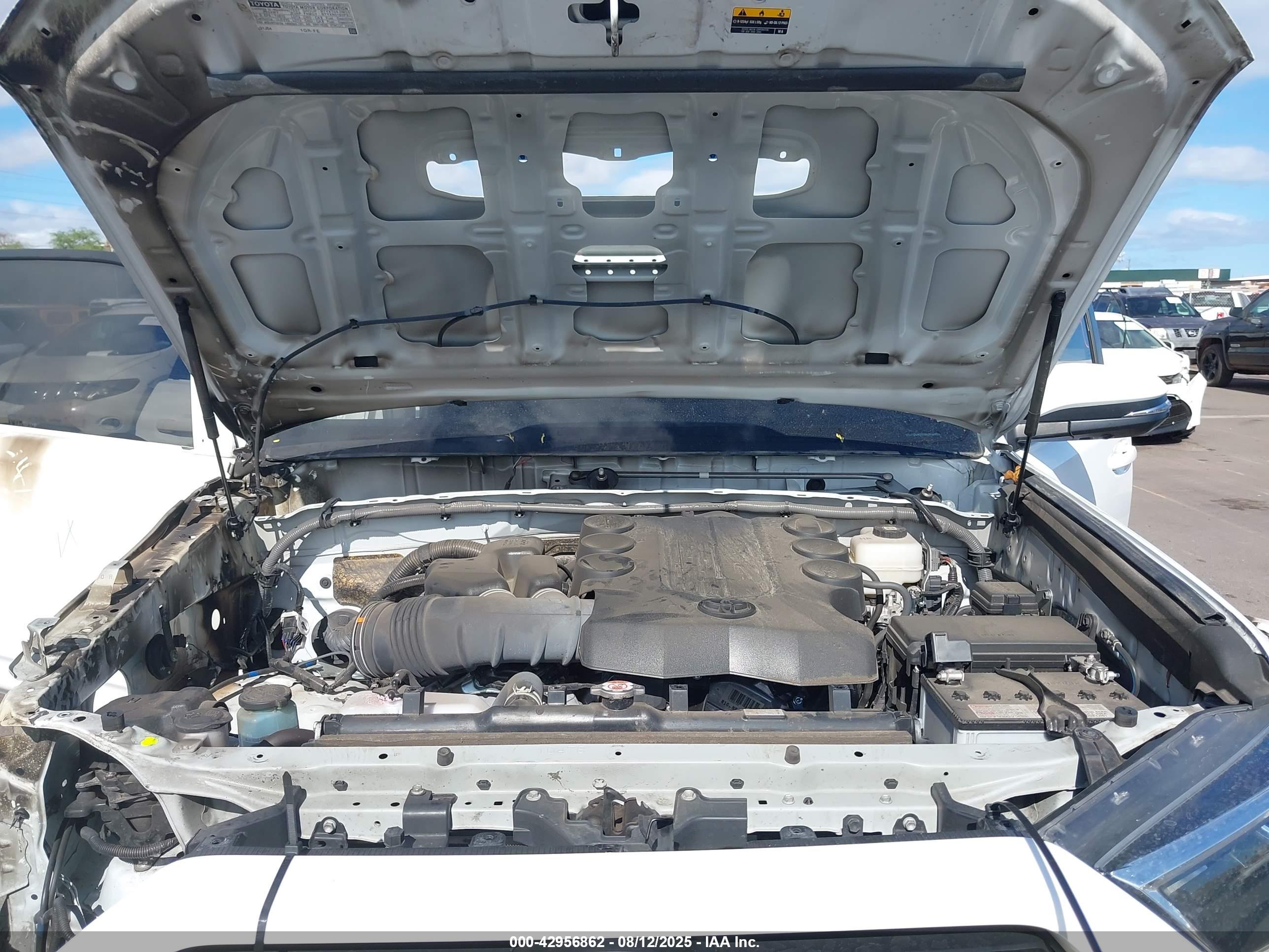 TOYOTA 4RUNNER image 10