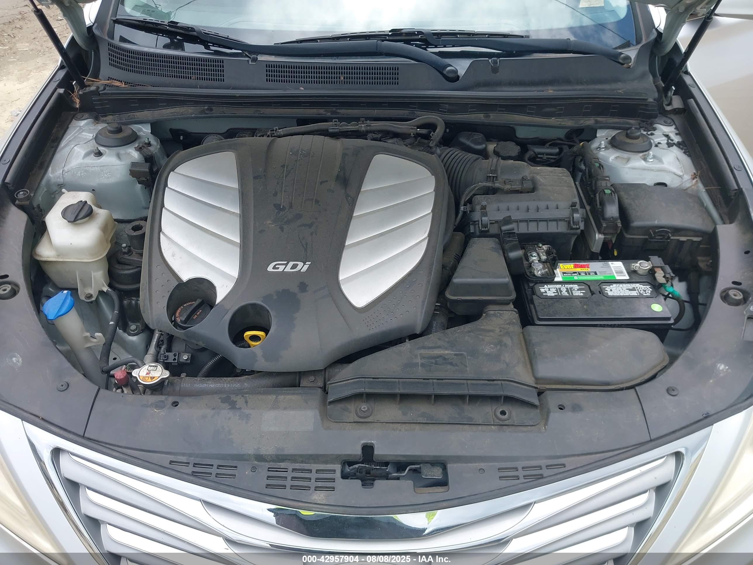 HYUNDAI AZERA image 10
