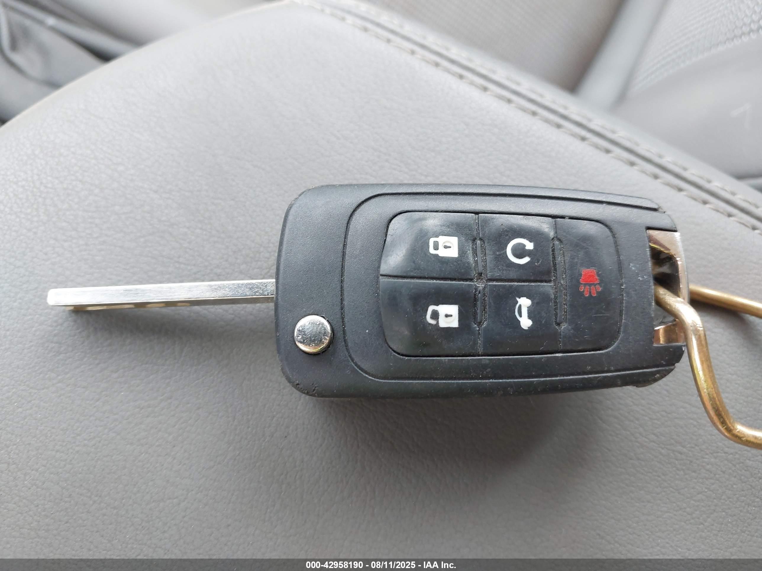 CHEVROLET MALIBU image 11
