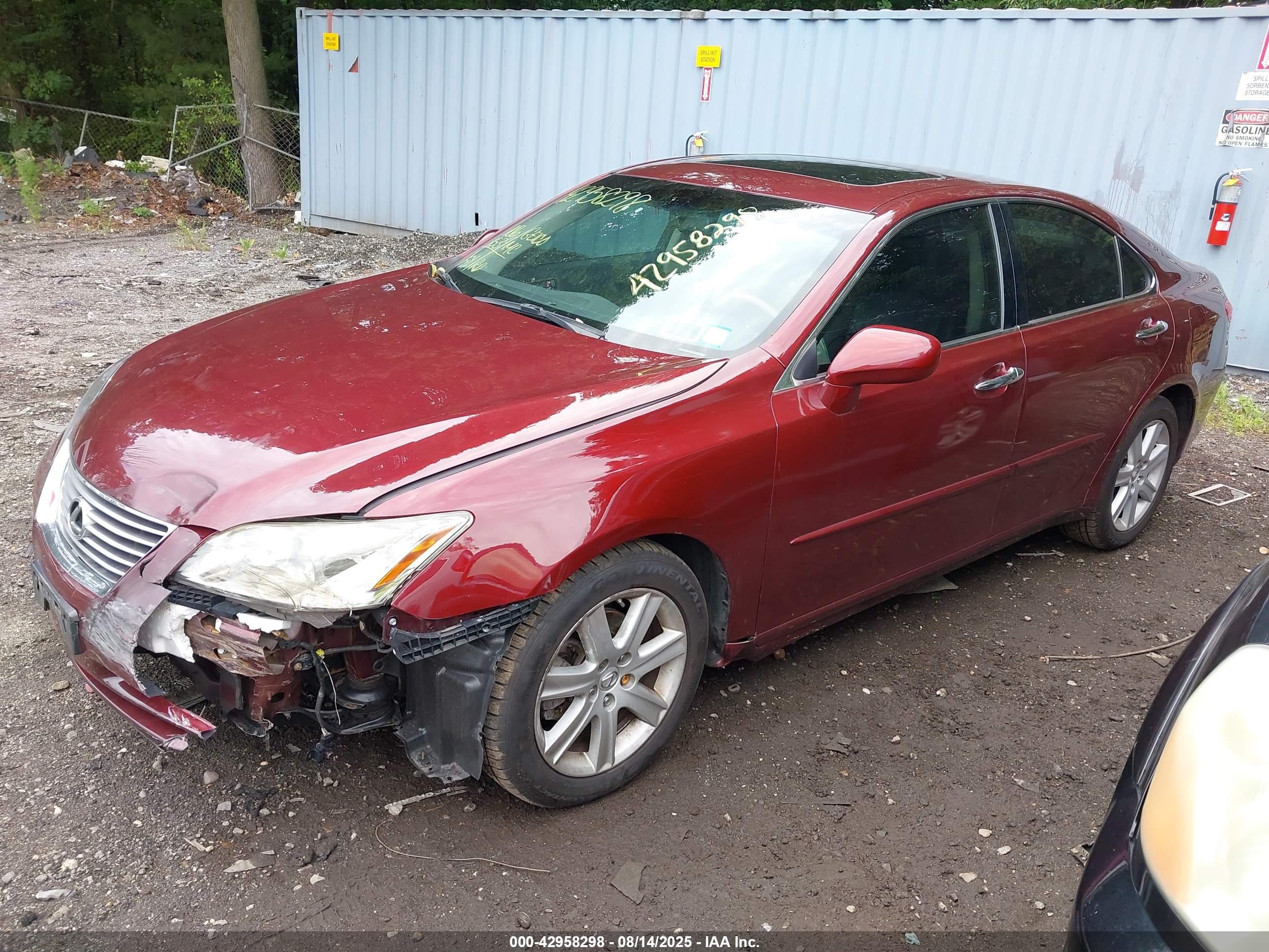 LEXUS ES image 2