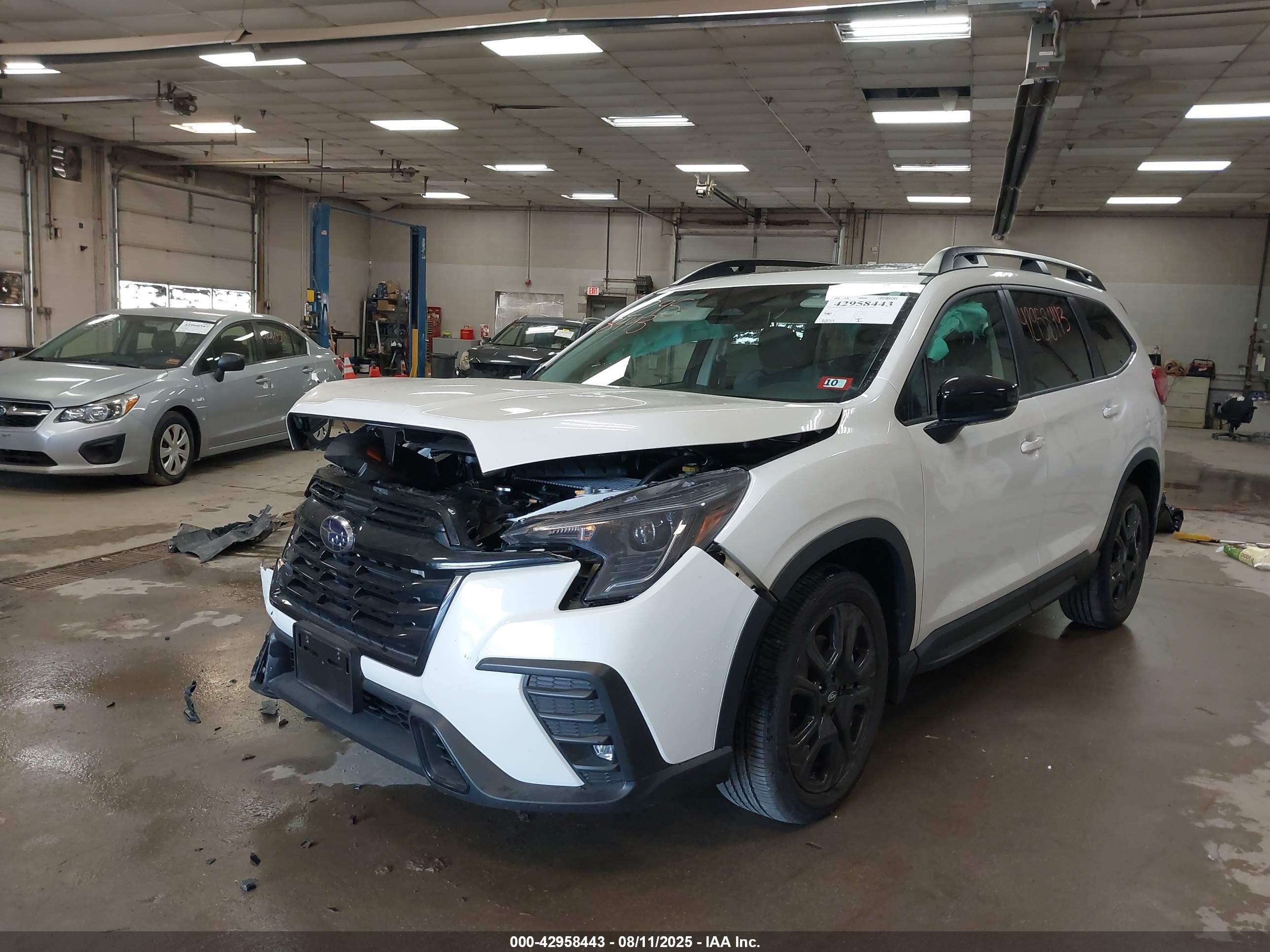 SUBARU ASCENT image 2