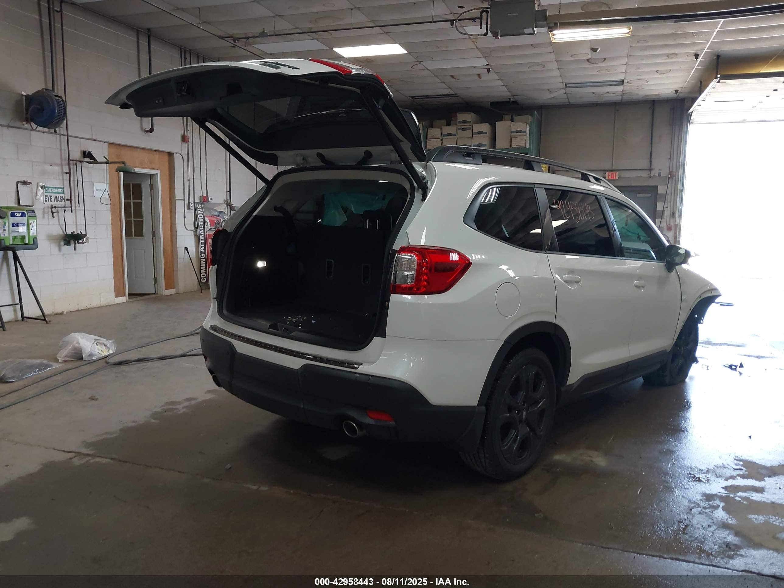 SUBARU ASCENT image 4