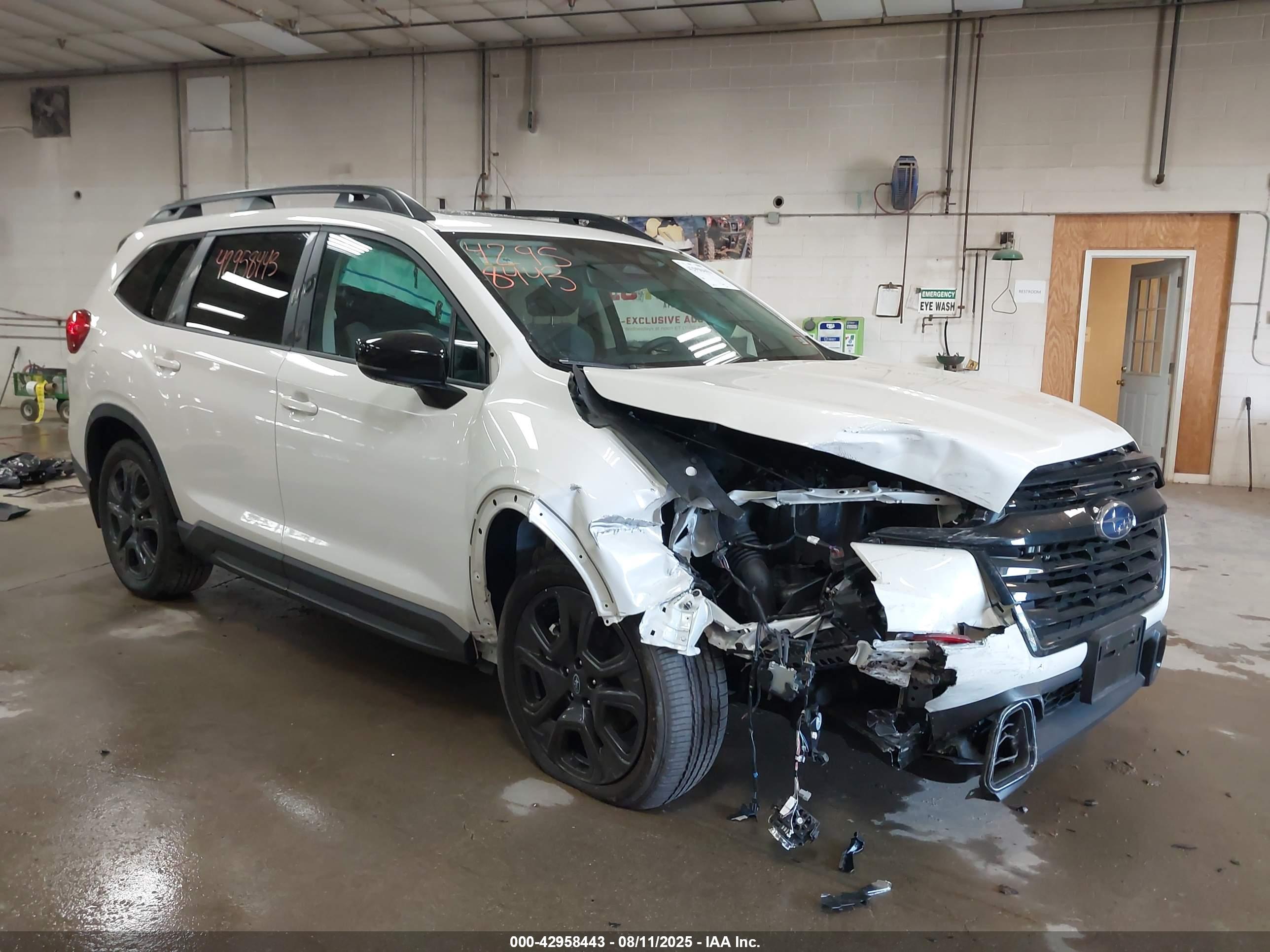 SUBARU ASCENT image 6