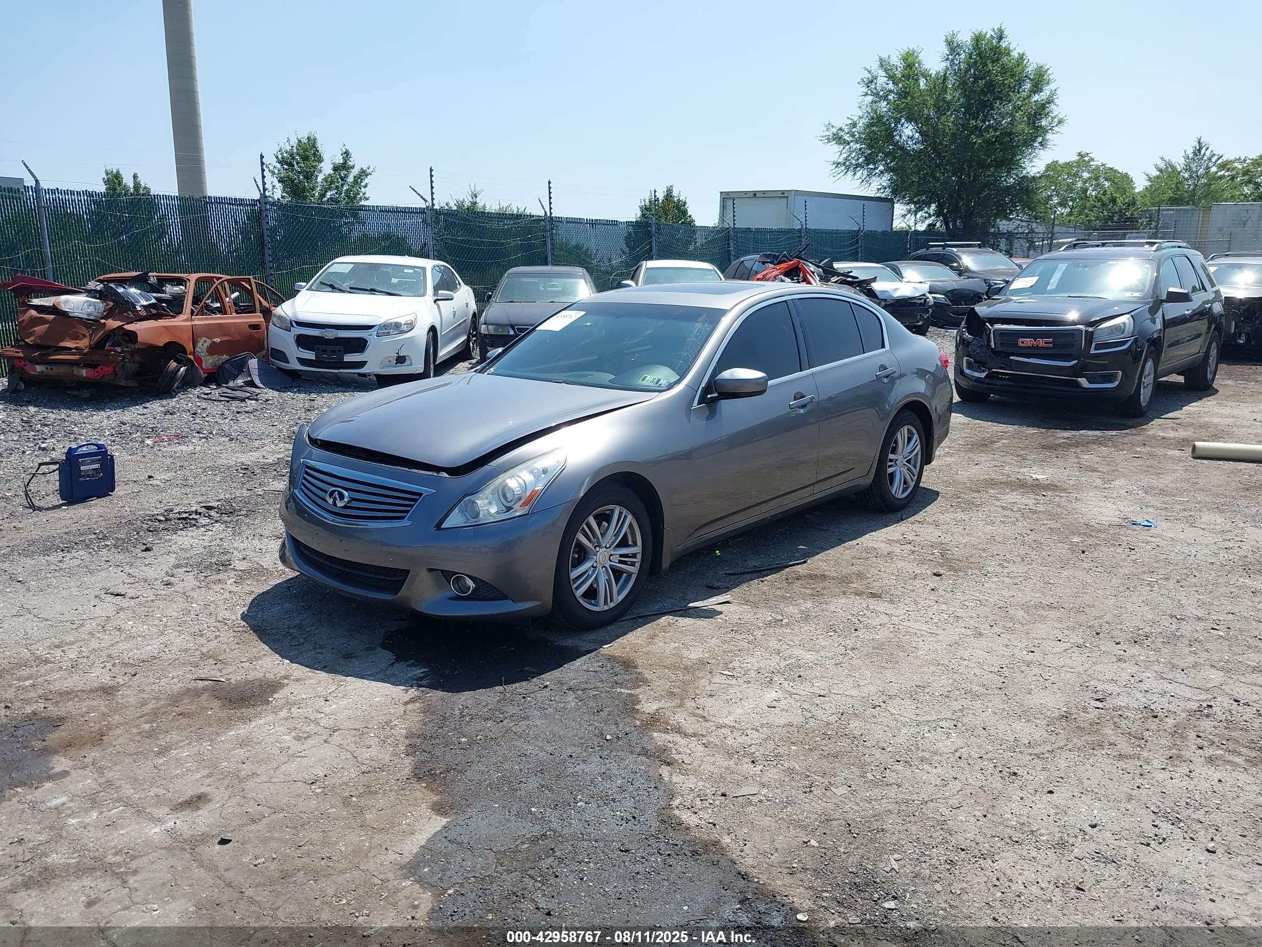INFINITI G37X image 2