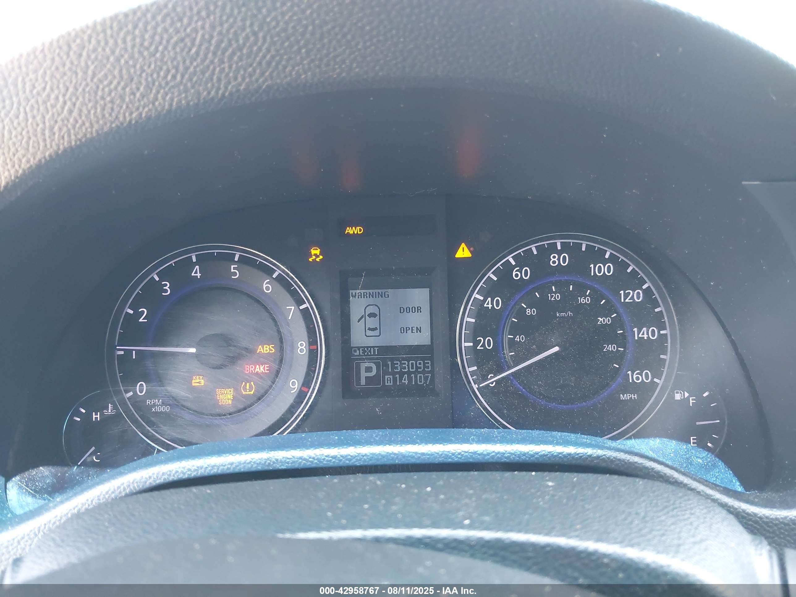 INFINITI G37X image 7