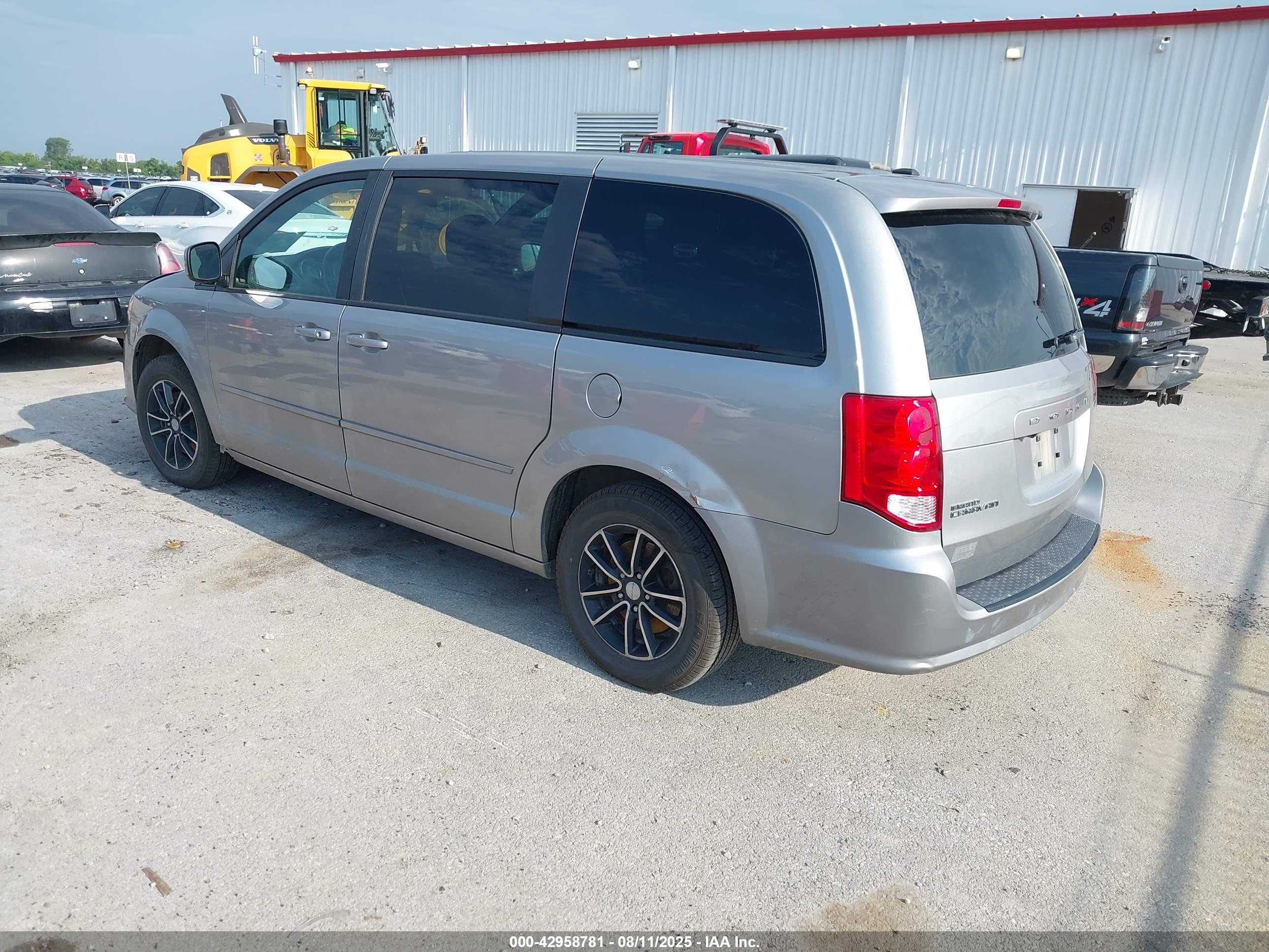 DODGE GRAND image 3