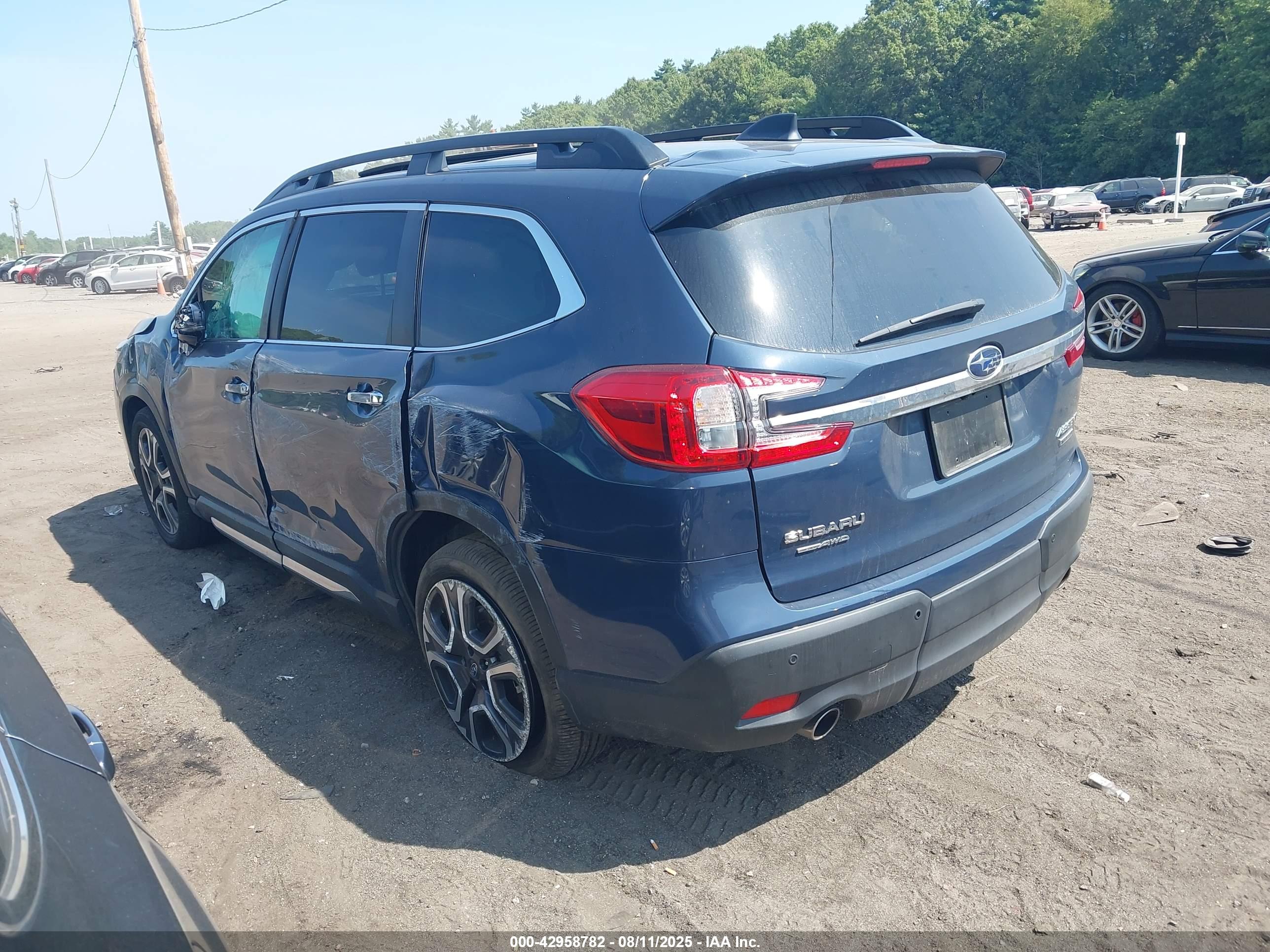 SUBARU ASCENT image 3