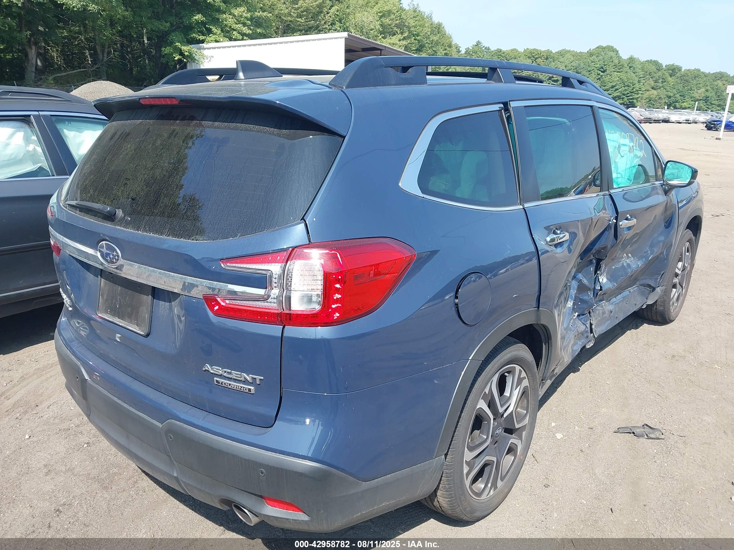SUBARU ASCENT image 4